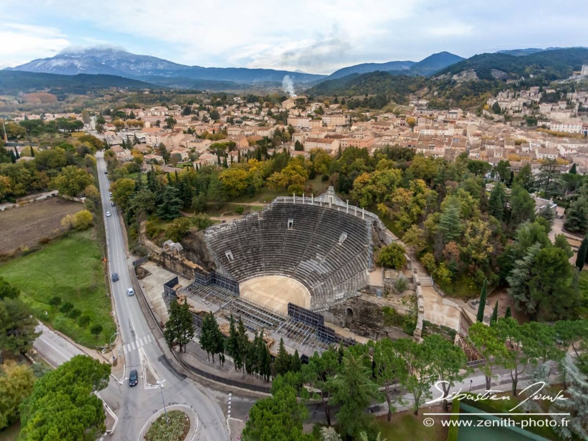 Vrijstaand vakantiehuis met zwembad aan de voet van Mont Ventoux - foto 14