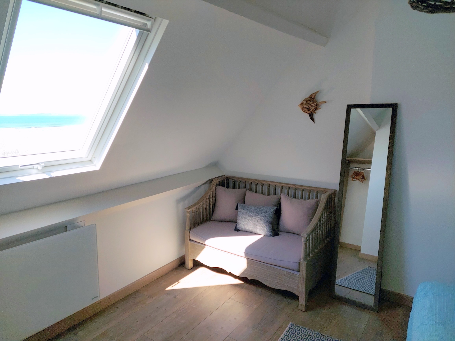 Stenen vakantiehuis met panoramisch zeezicht op 100 meter van het strand - foto 21
