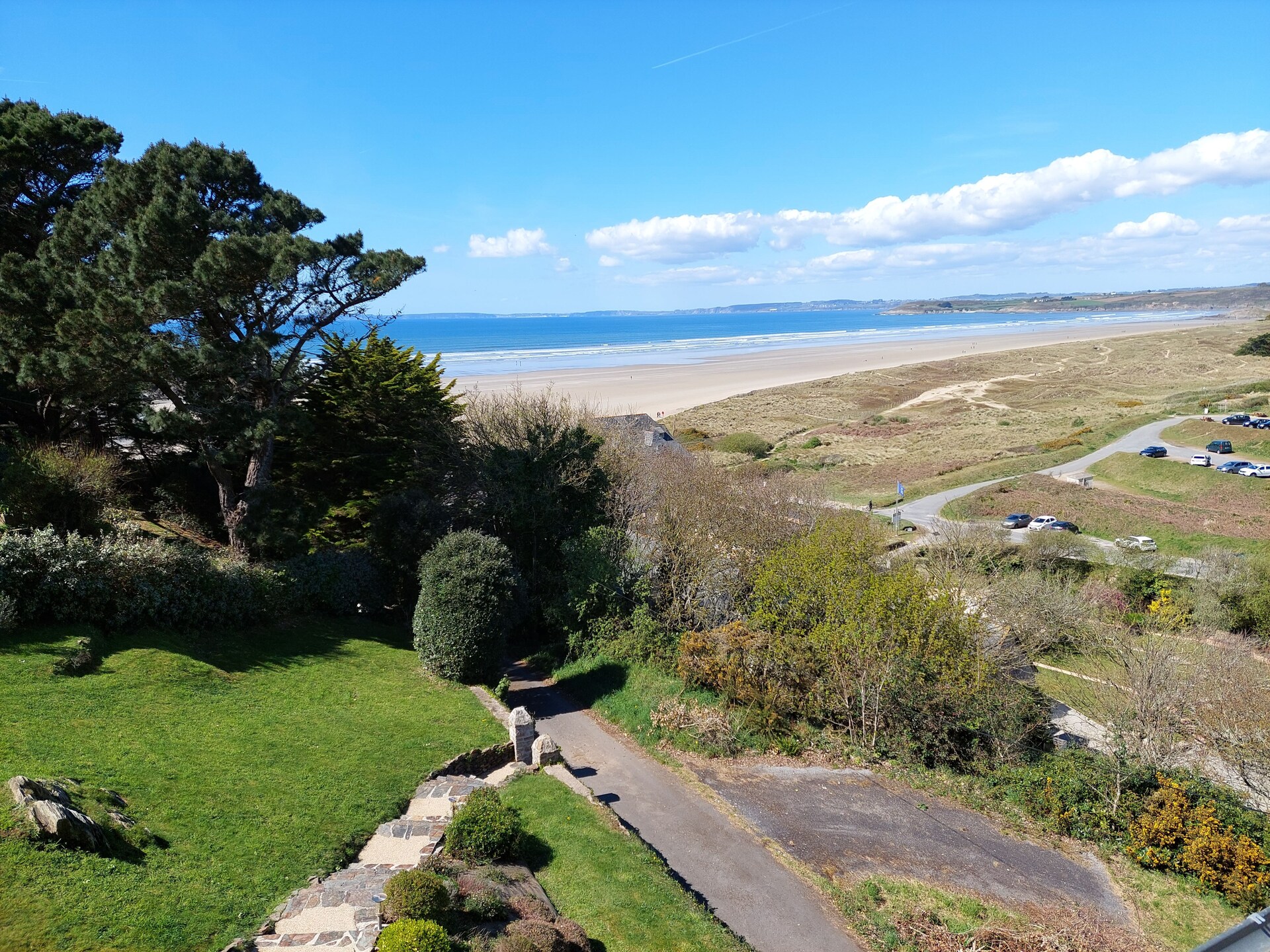 Stenen vakantiehuis met panoramisch zeezicht op 100 meter van het strand - foto 32