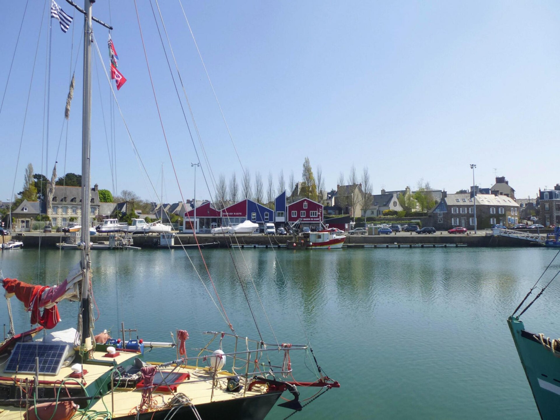 Vrijstaand vakantiehuis met tuin, 400m van baai bij Paimpol - foto 23