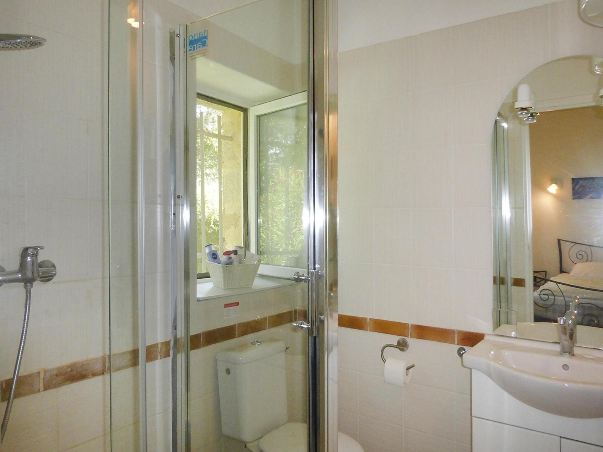 Romantisch appartement bij golfbaan met zwembad in Caderousse - foto 10