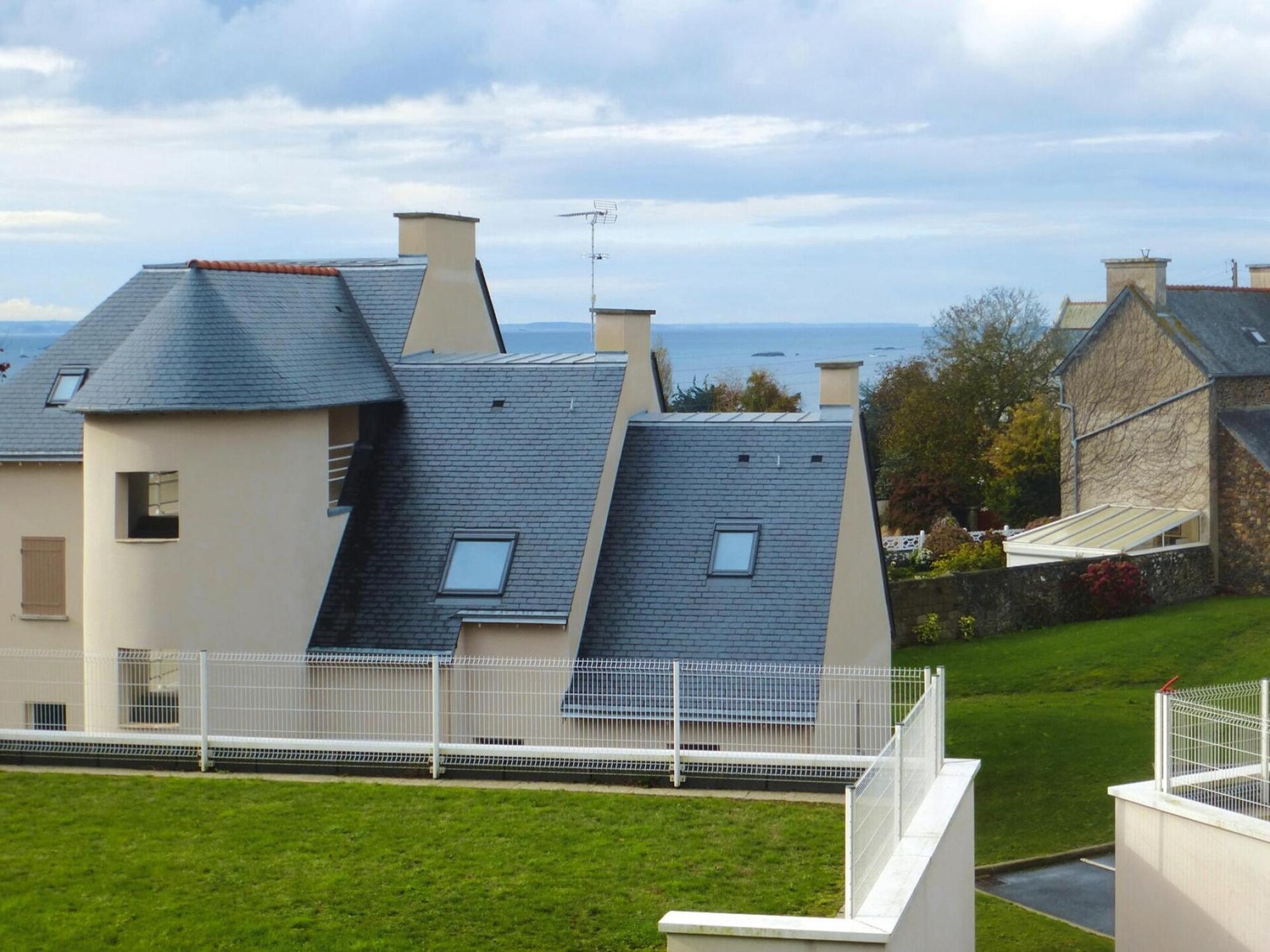 Sfeervol vakantiehuis met zeezicht in St. Quay-Portrieux, op 300m van het strand - foto 10