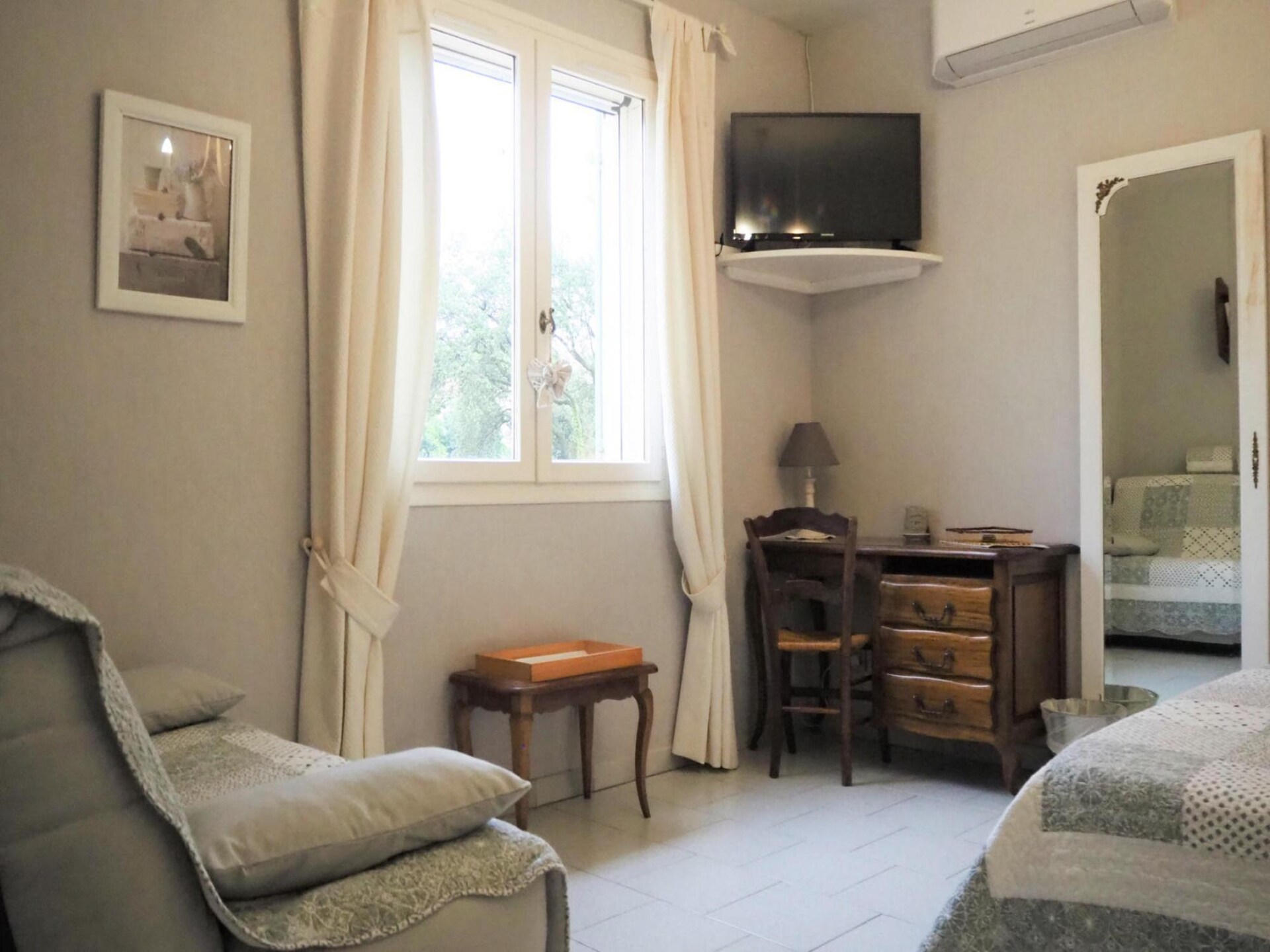 Knus appartement met terras in Bellegarde, hartje Petite Camargue - foto 8