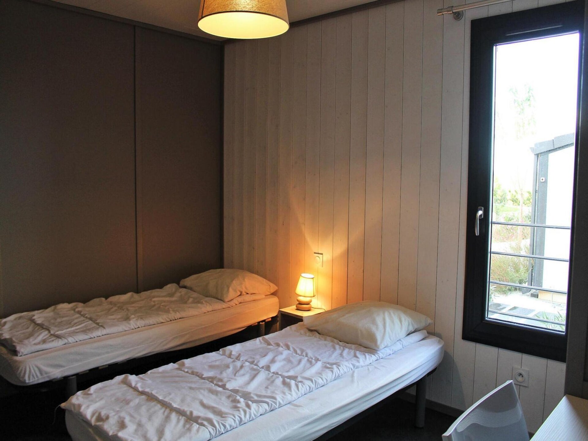 Comfortabel chalet aan de golfbaan bij Pomérols met zwembad - foto 6