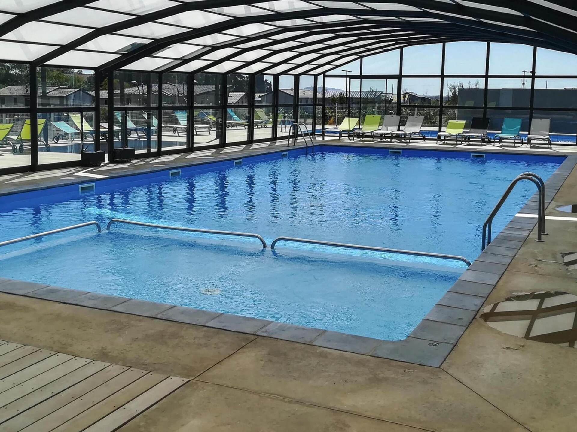 Comfortabel chalet aan de golfbaan bij Pomérols met zwembad - foto 16
