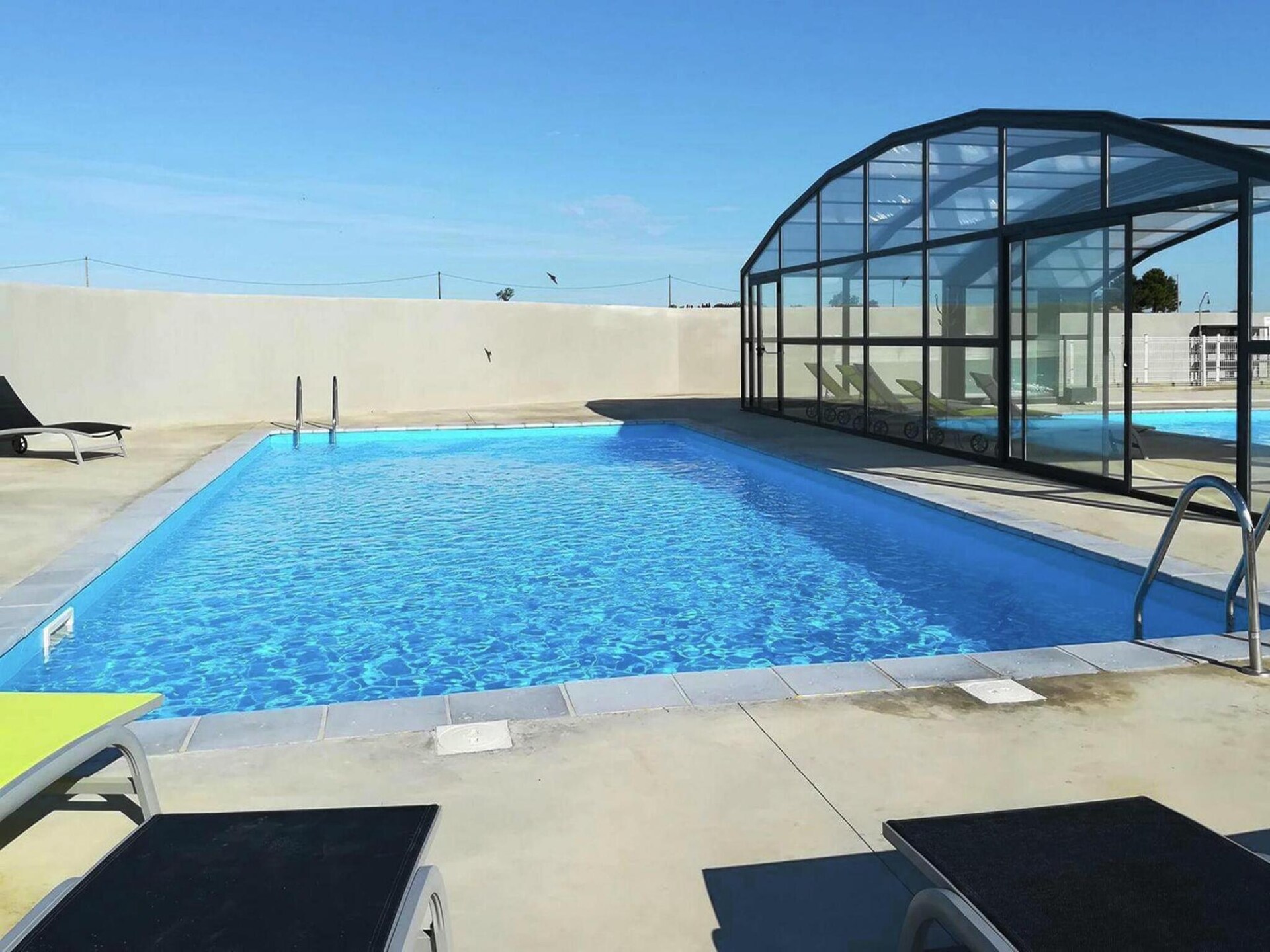 Comfortabel chalet aan de golfbaan bij Pomérols met zwembad - foto 17