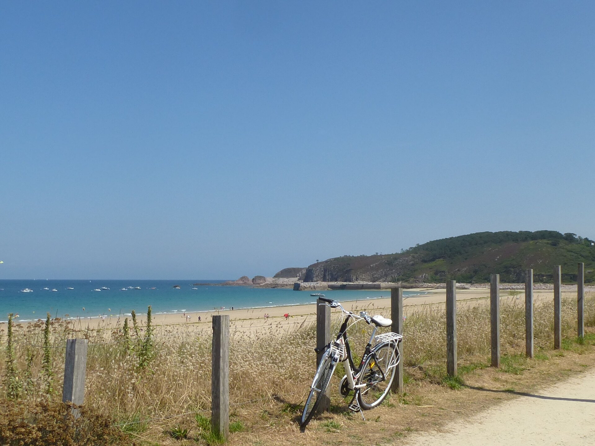 Natuurstenen vakantiehuis bij zandstrand Les Sables d'Or op 1 km - foto 21