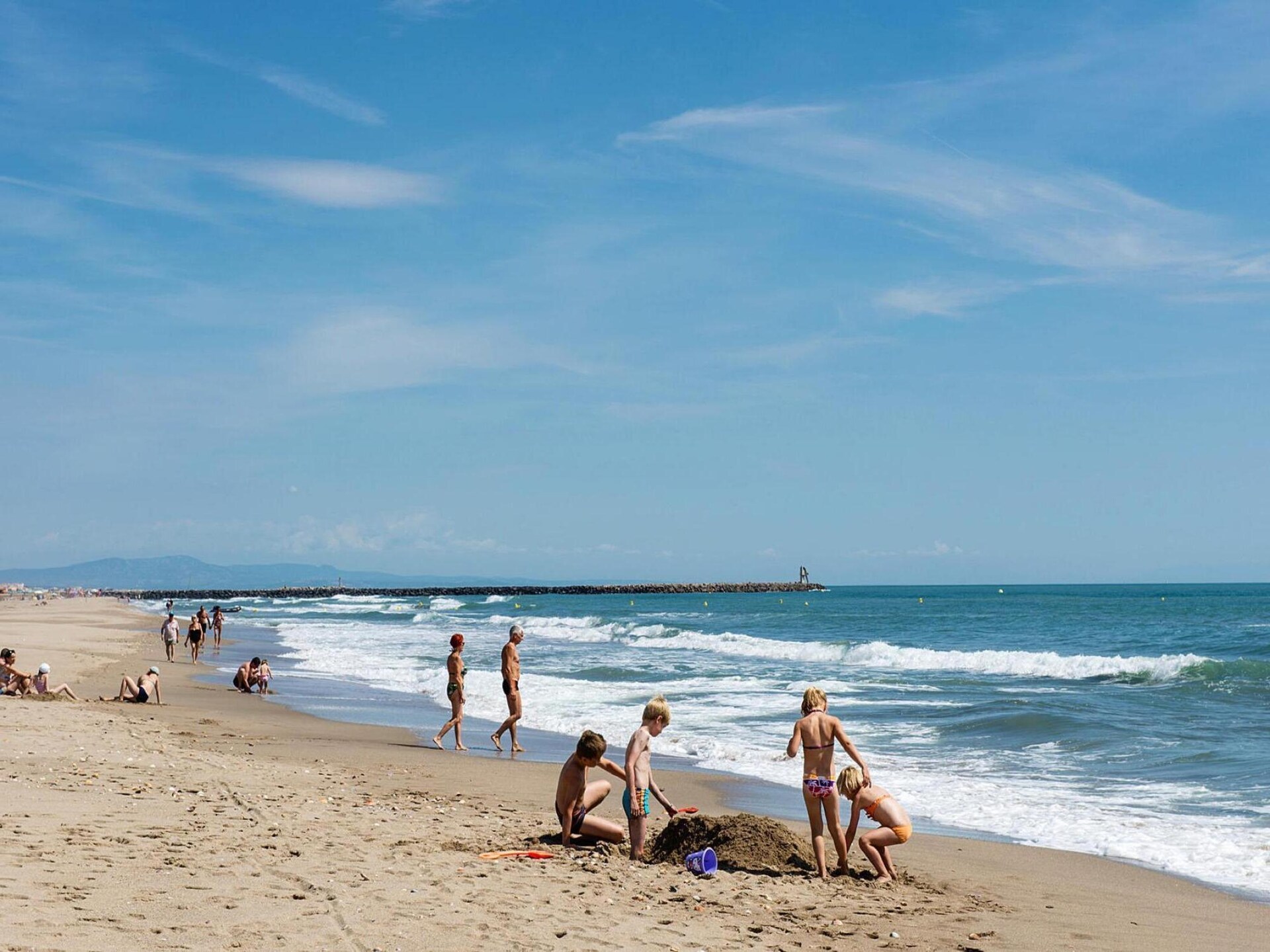 Zonovergoten stacaravan voor 6 personen op 700m van strand in Vendres-Plage - foto 17