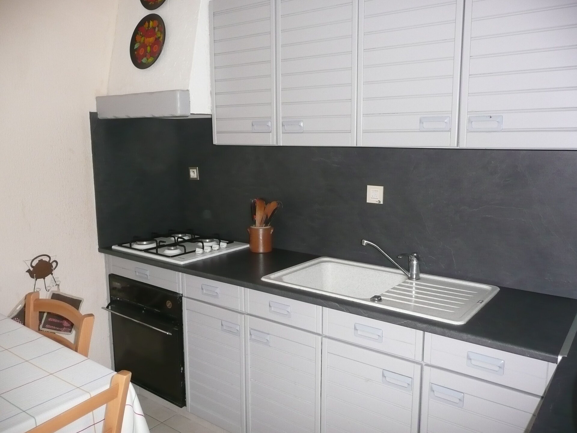 Op 600 m van zee: Rustgevend vakantiehuis in Ploudalmézeau - foto 9