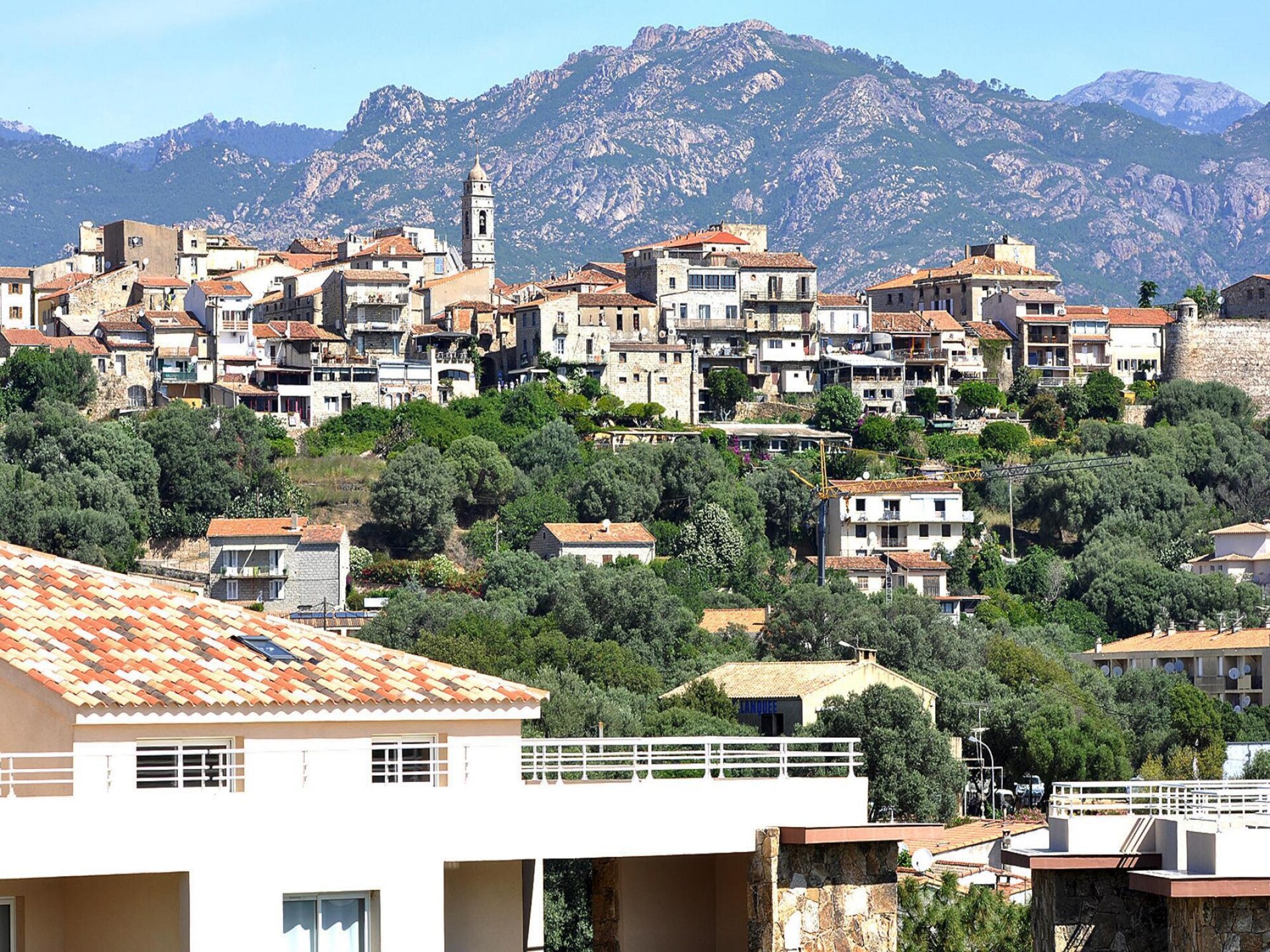 Modern appartement op vakantiepark bij Porto-Vecchio met zwembad en panoramisch uitzicht - foto 28