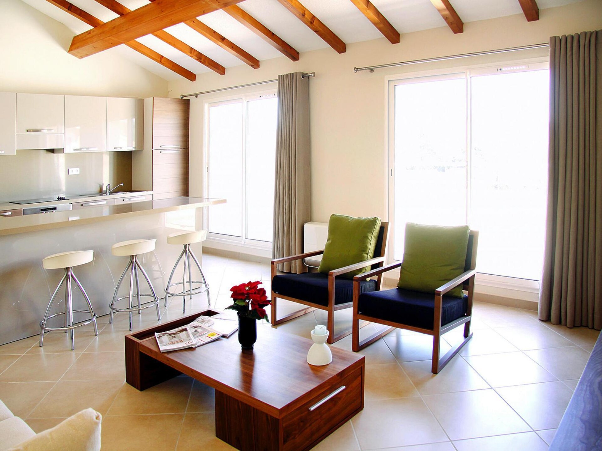 Modern appartement op vakantiepark bij Porto-Vecchio met zwembad en panoramisch uitzicht - foto 16