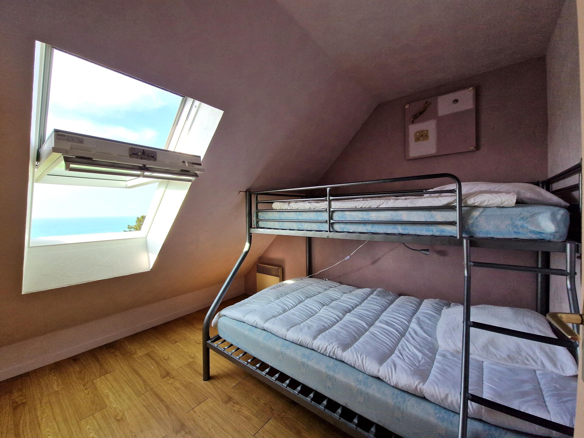 Zonovergoten vakantiehuis met zeezicht op 250 meter van strand Pléneuf-Val-André - foto 8