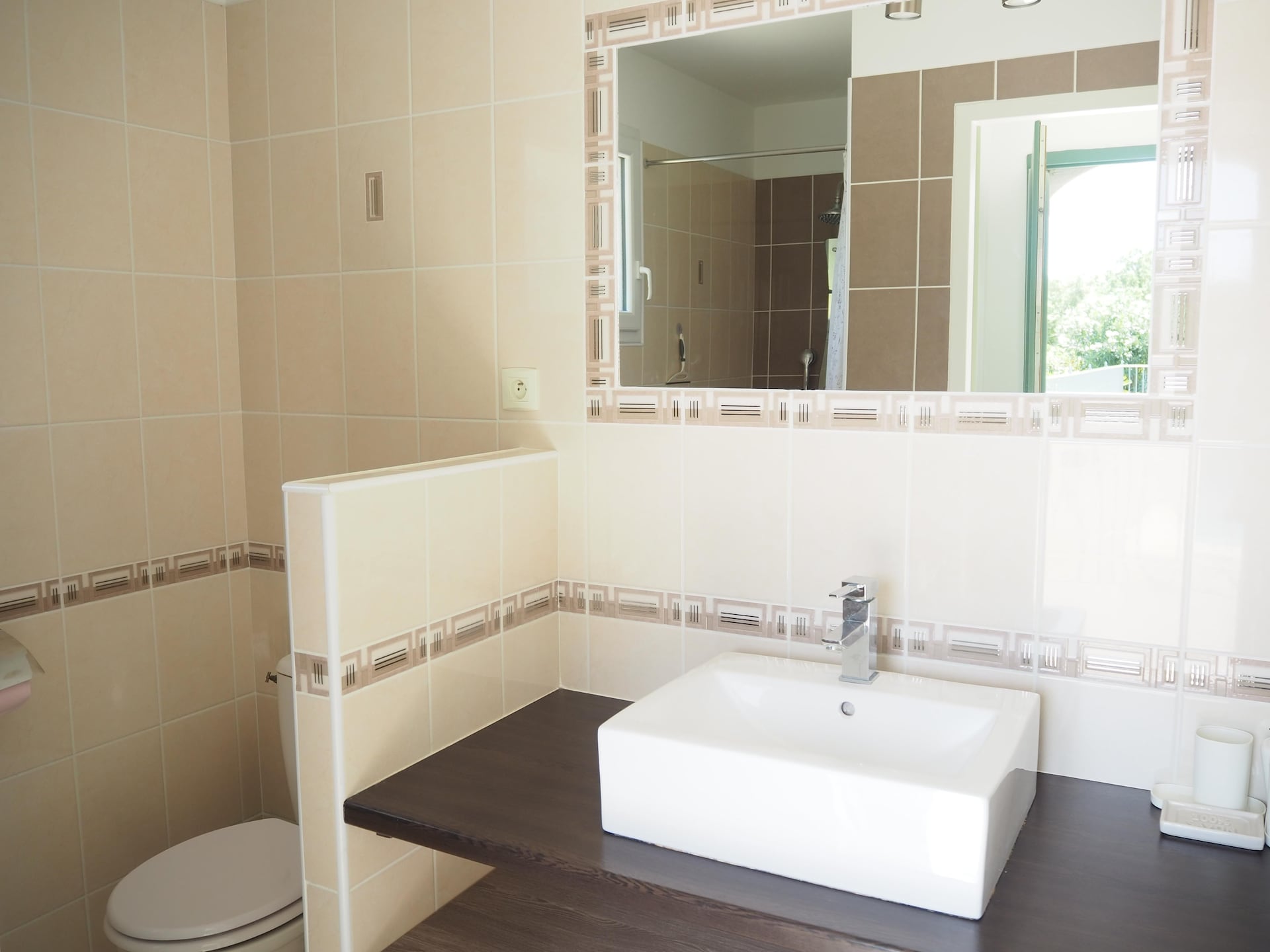 Smaakvol vakantiehuis met zwembad in L'Isle-sur-la-Sorgue - foto 9