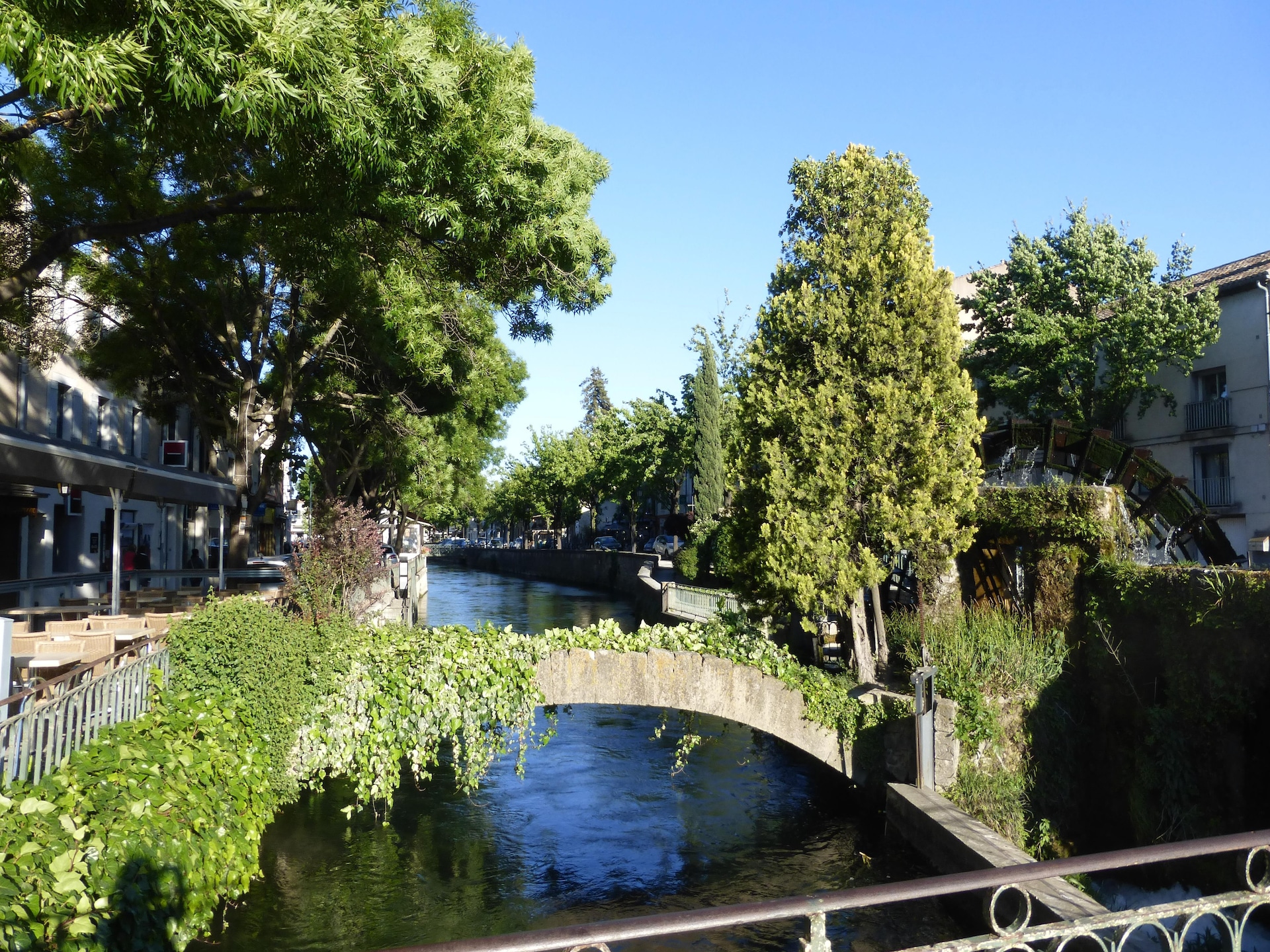 Smaakvol vakantiehuis met zwembad in L'Isle-sur-la-Sorgue - foto 21