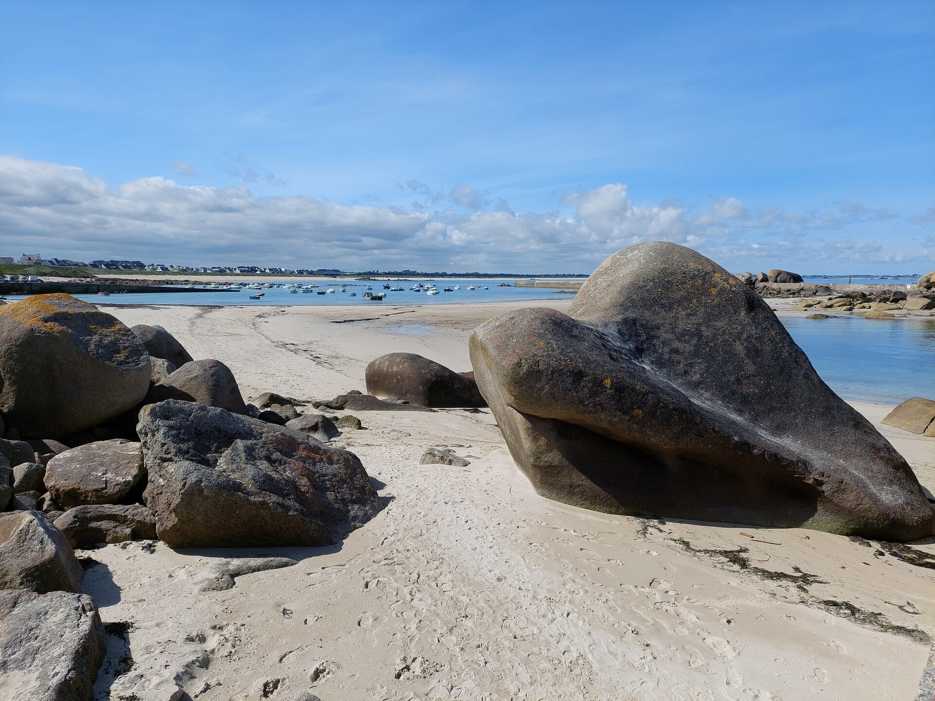 Steenhuis met dakterras en zeezicht op 400m van het strand in Cléder - foto 22