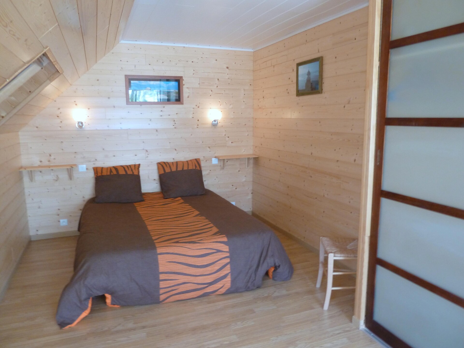 Gerenoveerd stenen vakantiehuis met zeezicht bij Cléder - foto 13