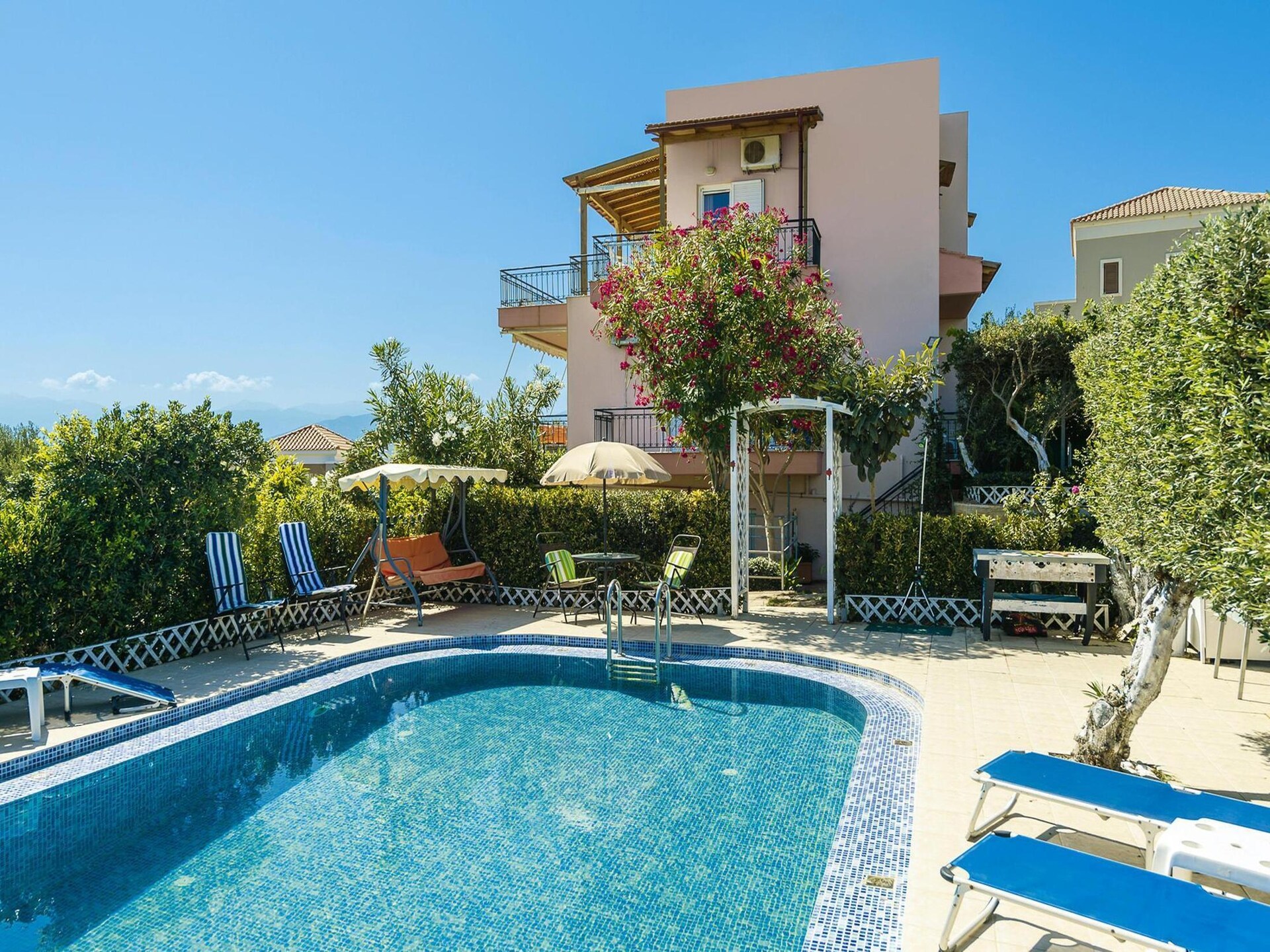 Villa Marilena: Vrijstaand vakantiehuis met privézwembad en panoramisch zeezicht - foto 16