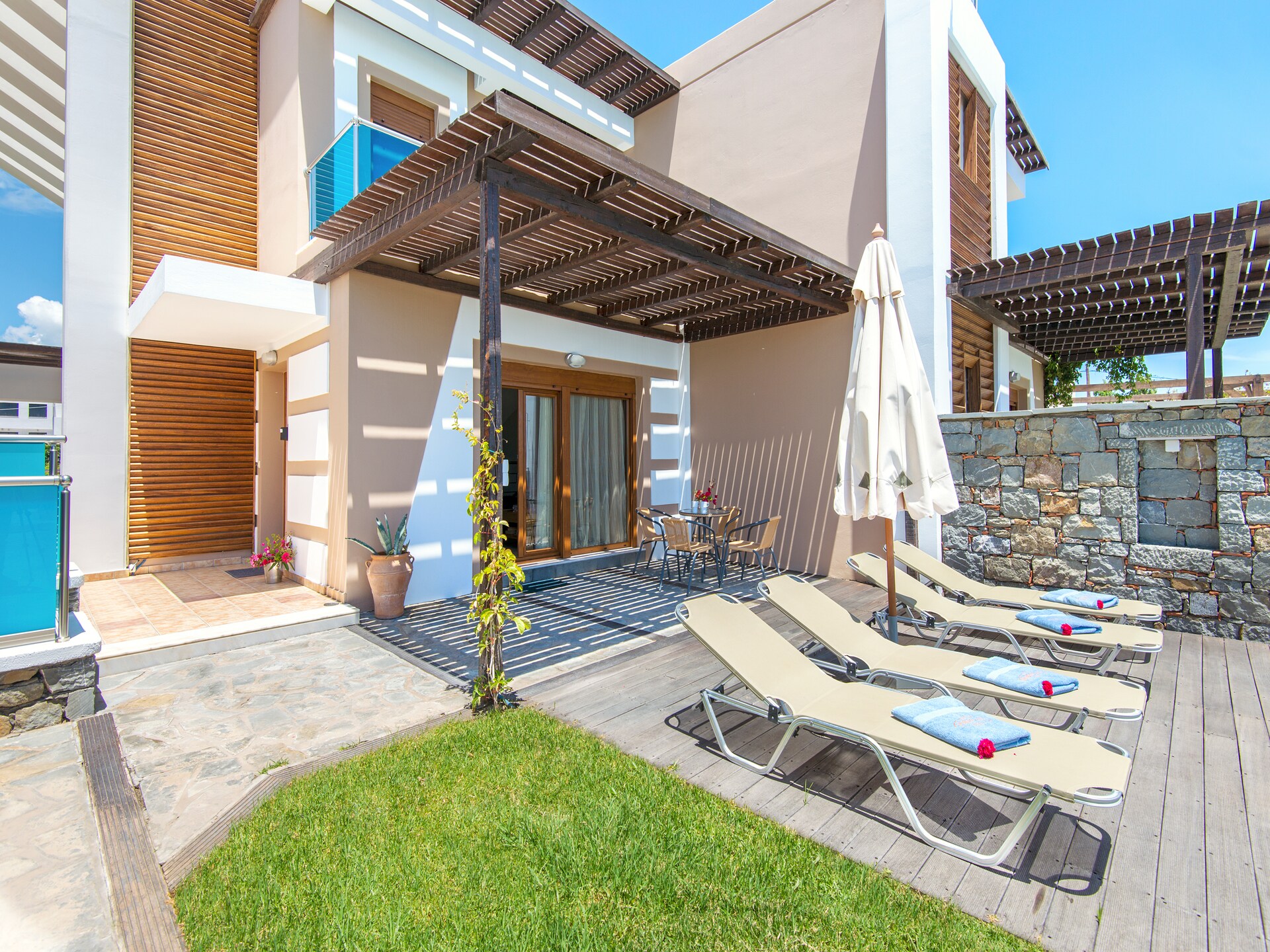 Villa aan Zee in Kiotari, Rhodos – 40m van het Strand met Privézwembad - foto 14