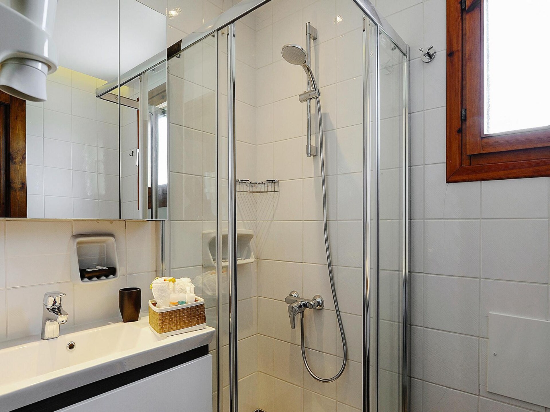 Op 350 m van zee: sfeervol vakantiehuis in Gerakini - foto 14