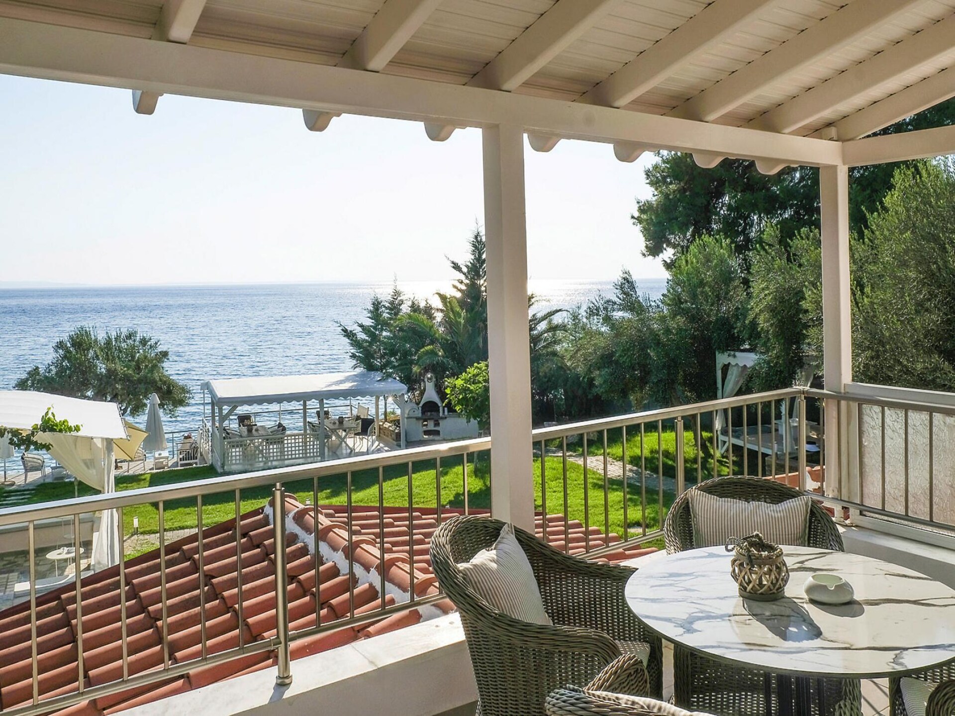 Maisonette aan Elia Beach met zwembad en privéstrand - foto 38