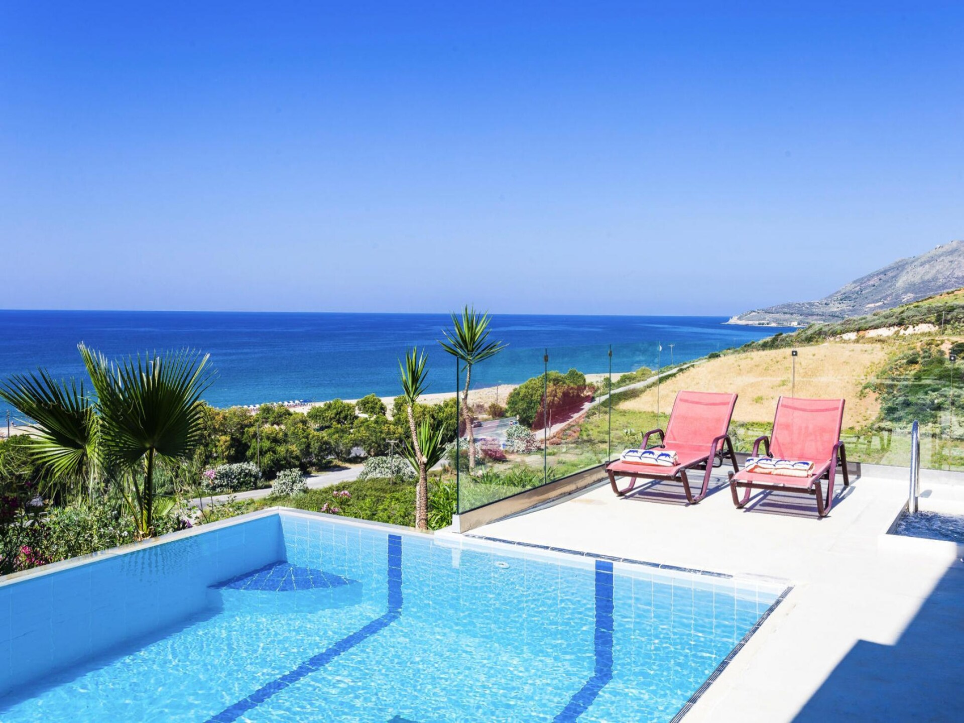 Villa Pyrgos: Ruim vakantiehuis met privézwembad op 200m van het strand - foto 11