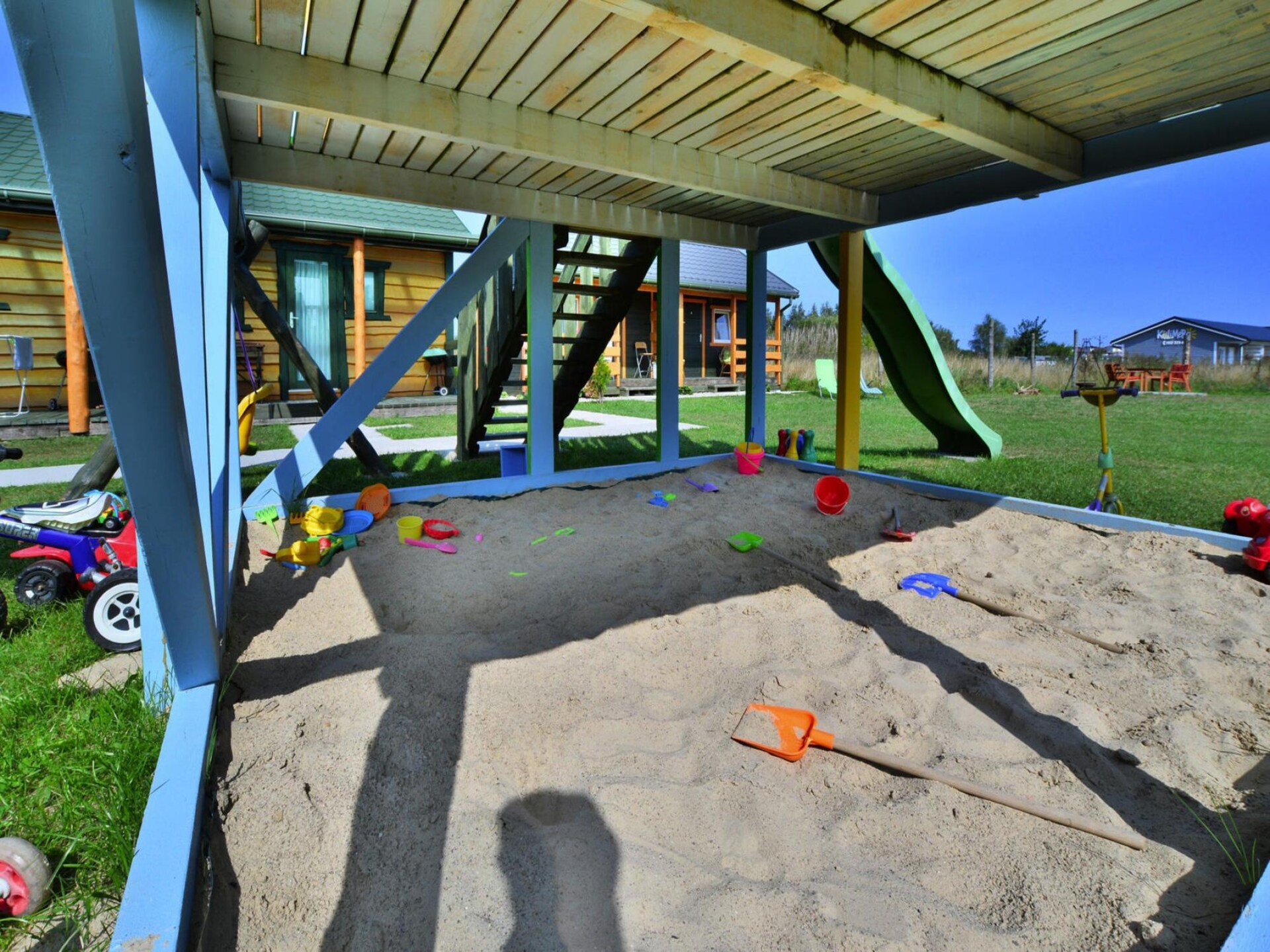 Vrijstaand houten vakantiehuis voor 4 personen, 400m van strand in Sarbinowo - foto 15