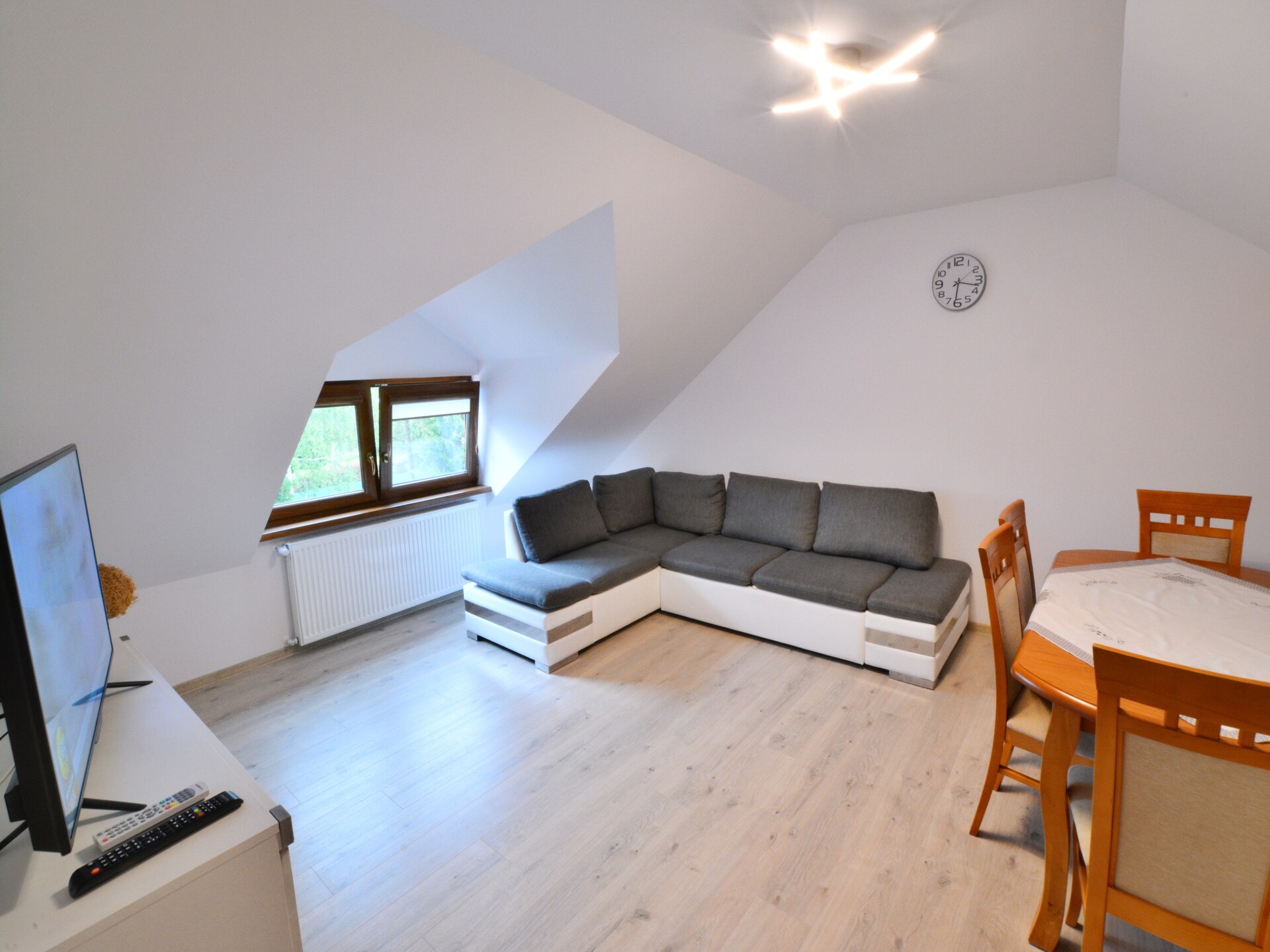 Rustiek appartement met terras nabij strand en vuurtoren van Kolobrzeg - foto 3