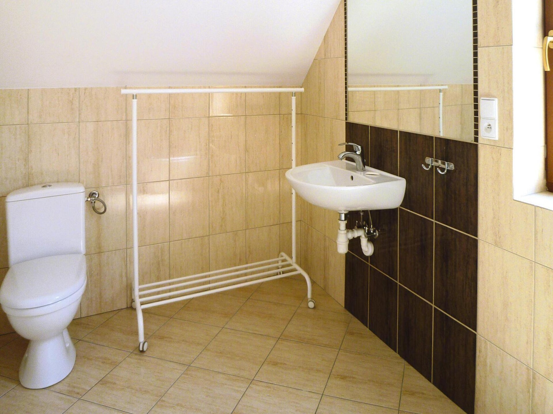 Gezellig vakantieappartement aan het meer in Kasjoebië, 3 slaapkamers - foto 19