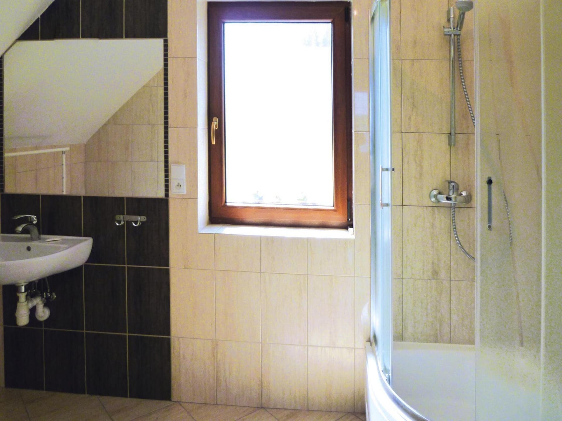 Gezellig vakantieappartement aan het meer in Kasjoebië, 3 slaapkamers - foto 18