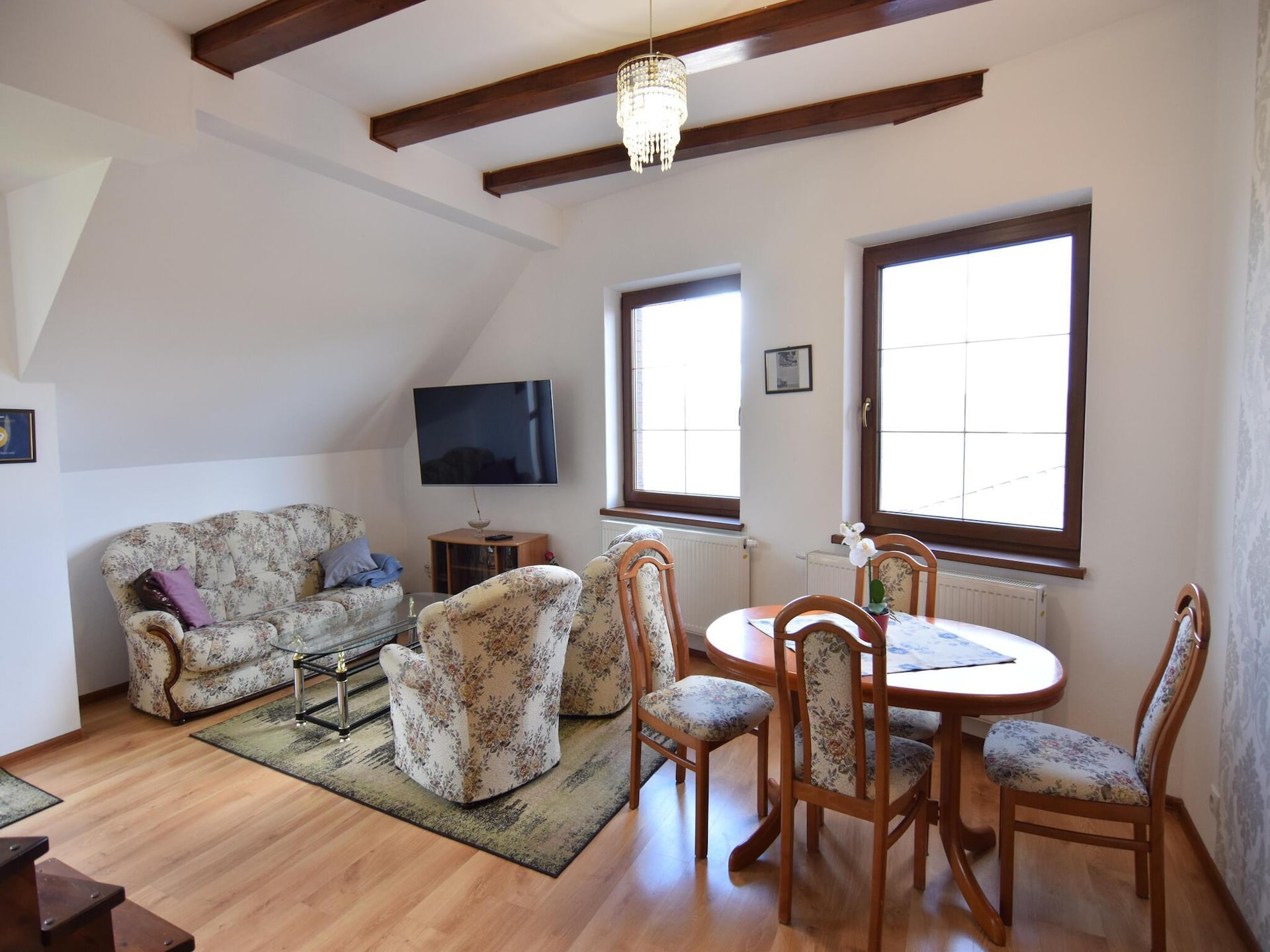Gezellig vakantieappartement aan het meer in Kasjoebië, 3 slaapkamers - foto 2