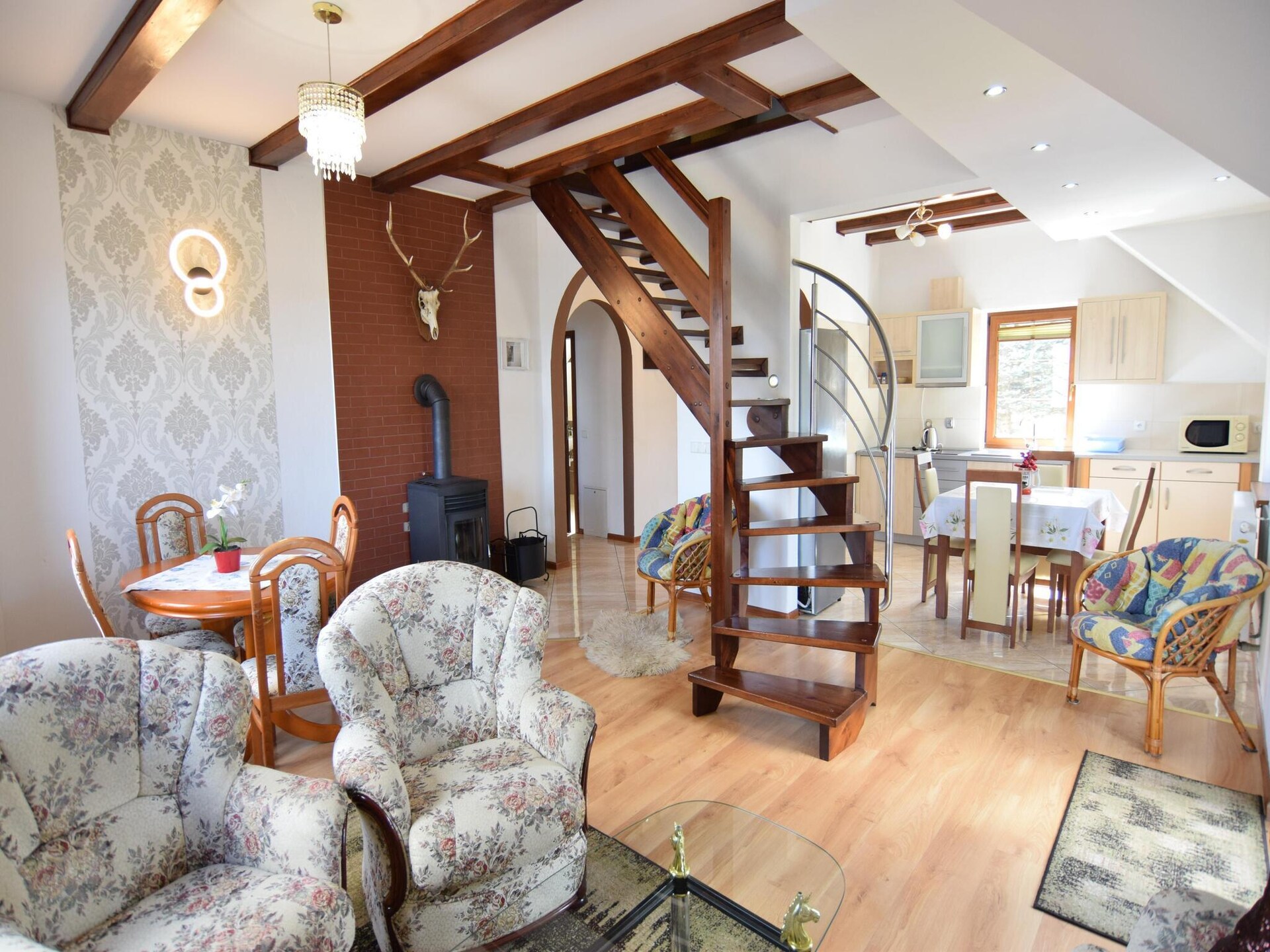 Gezellig vakantieappartement aan het meer in Kasjoebië, 3 slaapkamers - foto 12