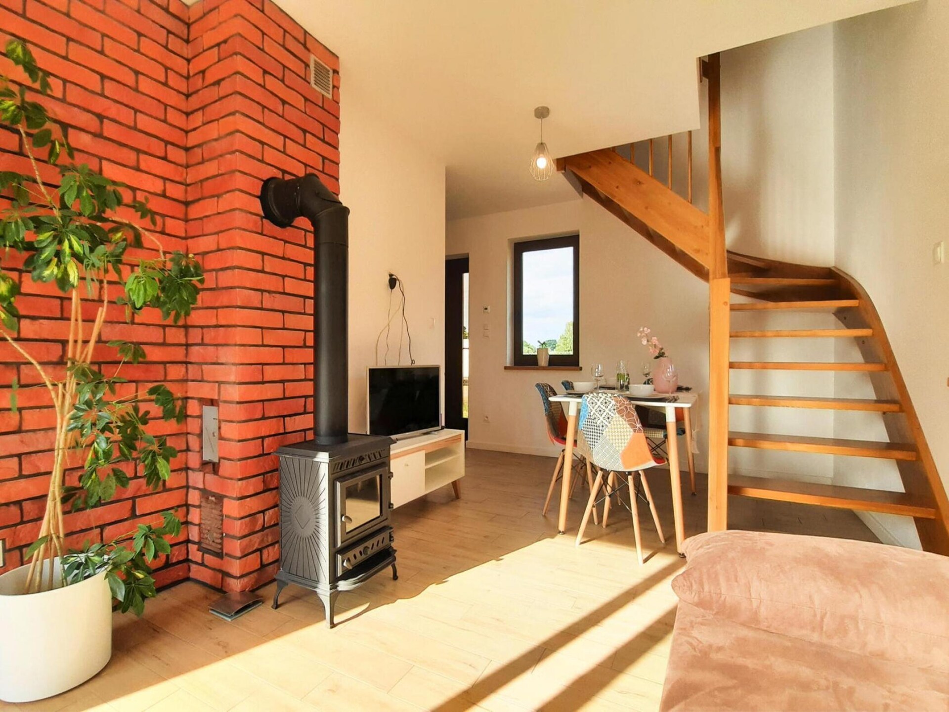 Op 600 m van het meer: rustgevend vakantiehuis in Stepnica - foto 11