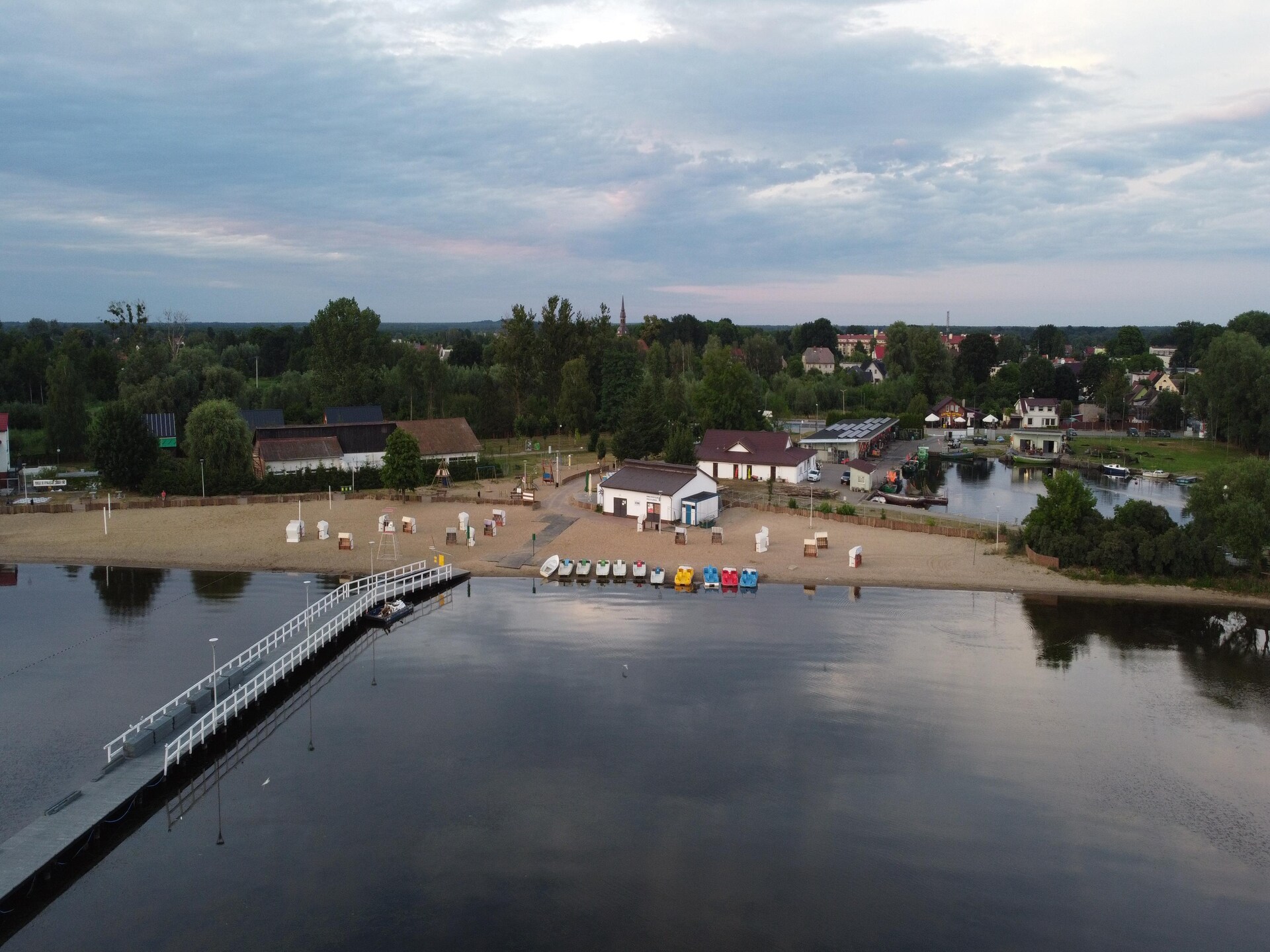Op 600 m van het meer: rustgevend vakantiehuis in Stepnica - foto 24