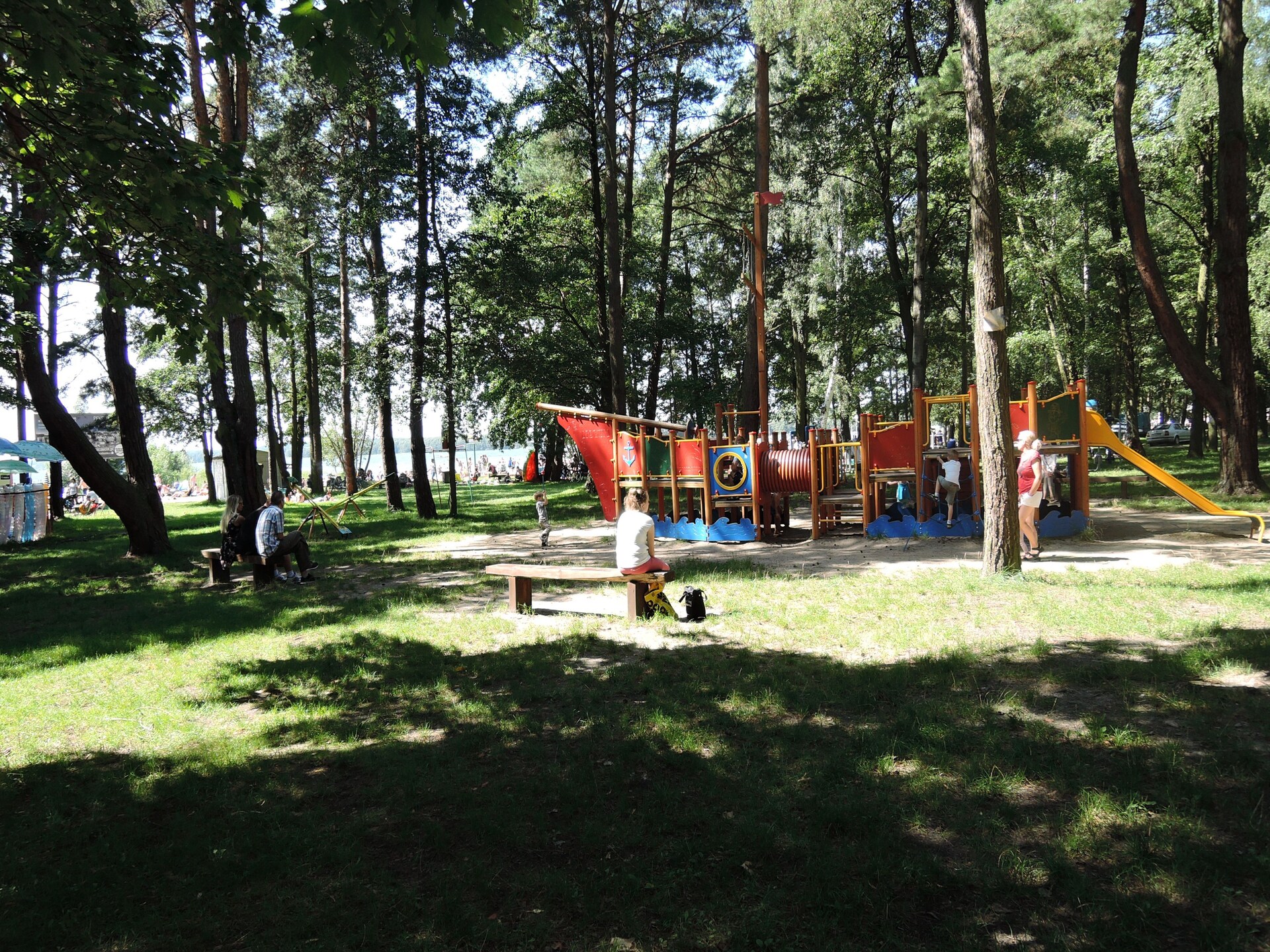 Vrijstaand vakantiehuis bij het meer in Morzyczyn, 200m van strand - foto 27
