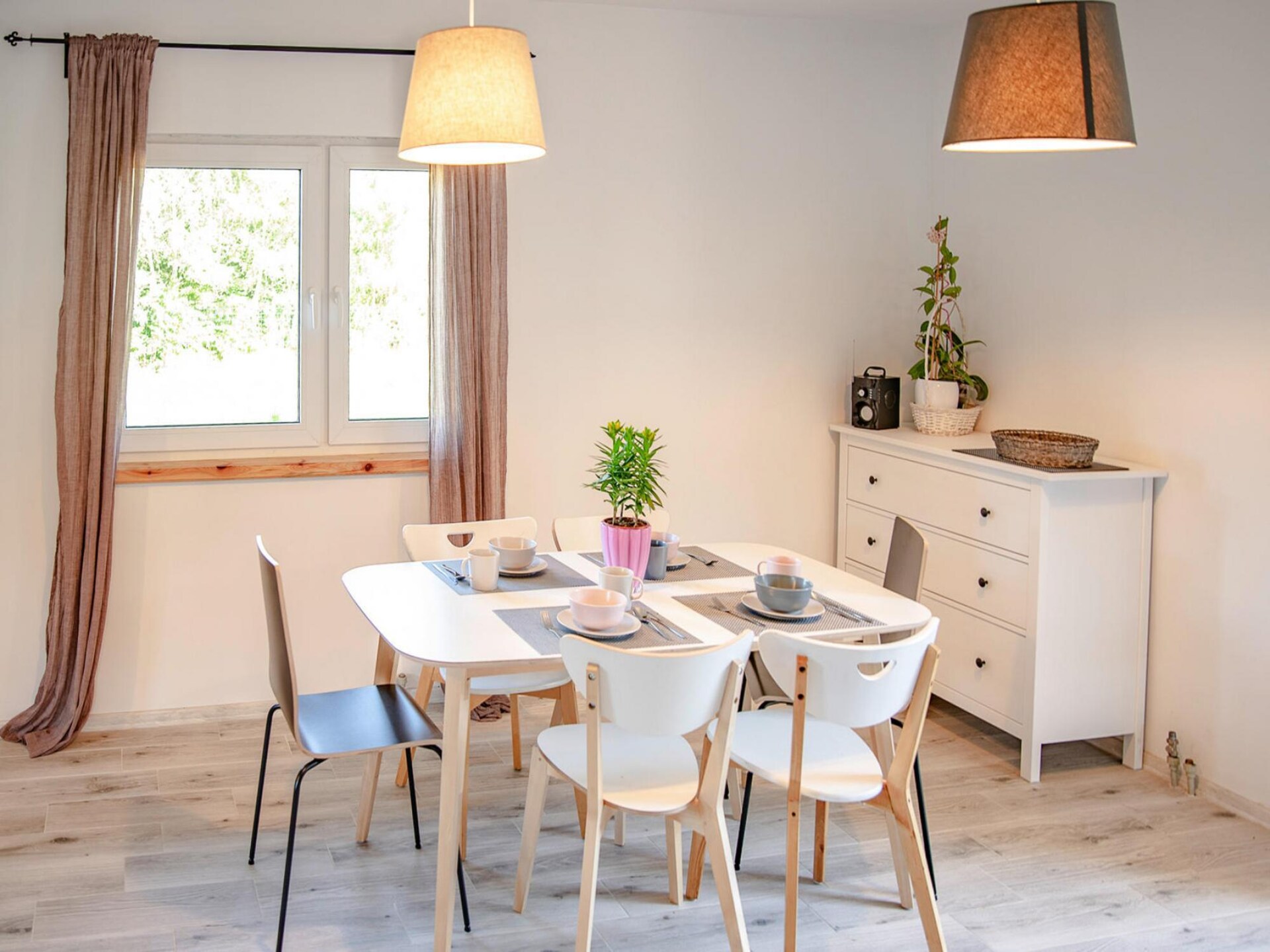 Comfortabel vakantiehuis met open haard, omheinde tuin en fietsen nabij zee - foto 5