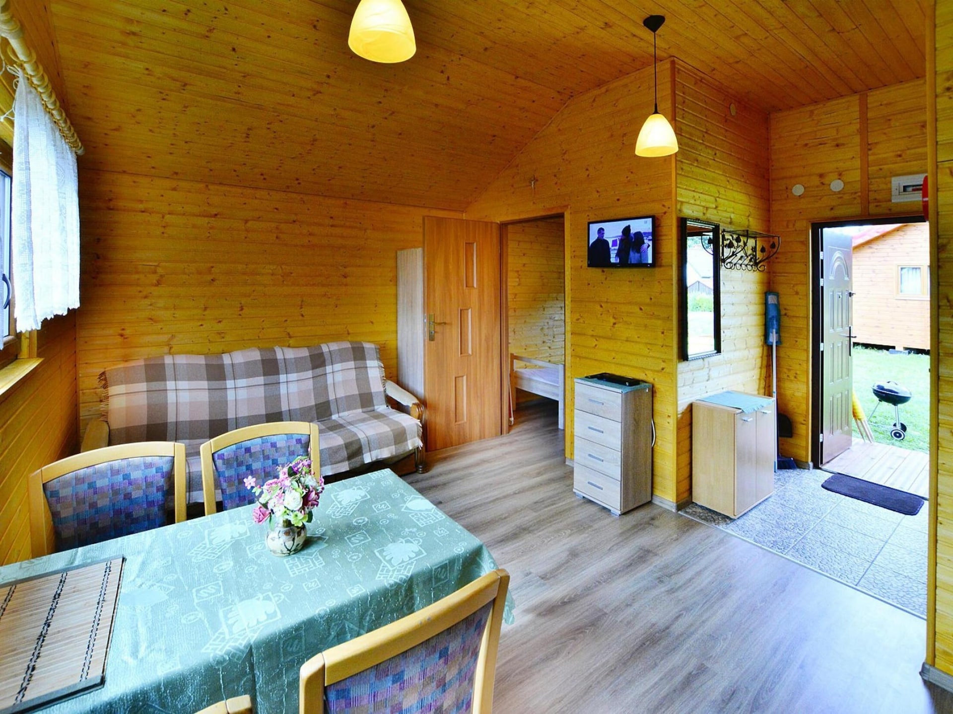 Gezellig houten vakantiehuis in rustig Jaroslawiec - foto 2