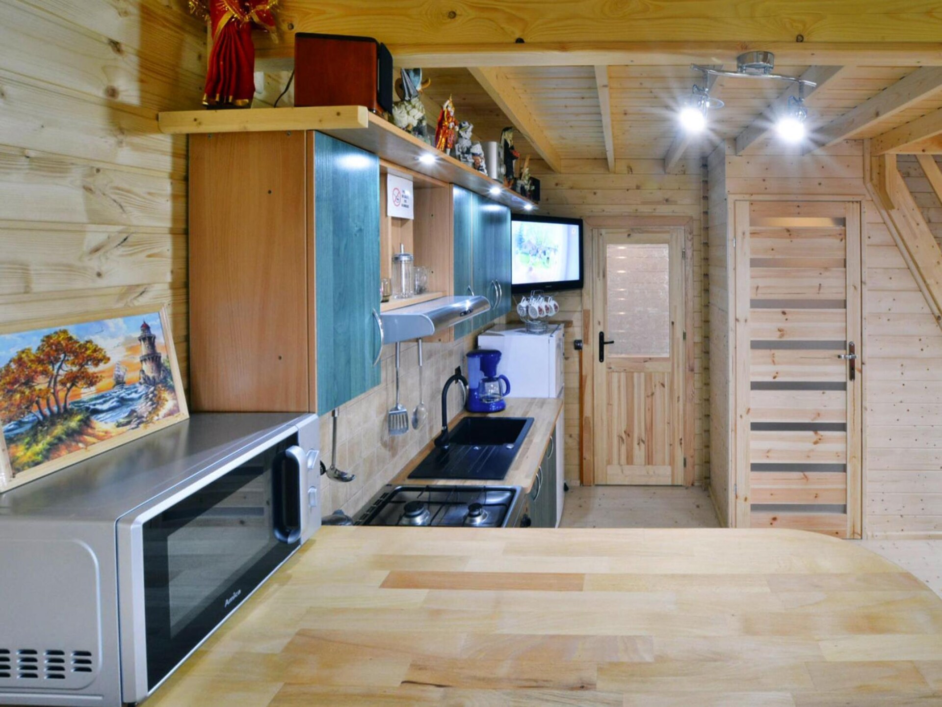 Houten vakantiehuis aan het Ostrowieckiemeer met privéstrand - foto 11