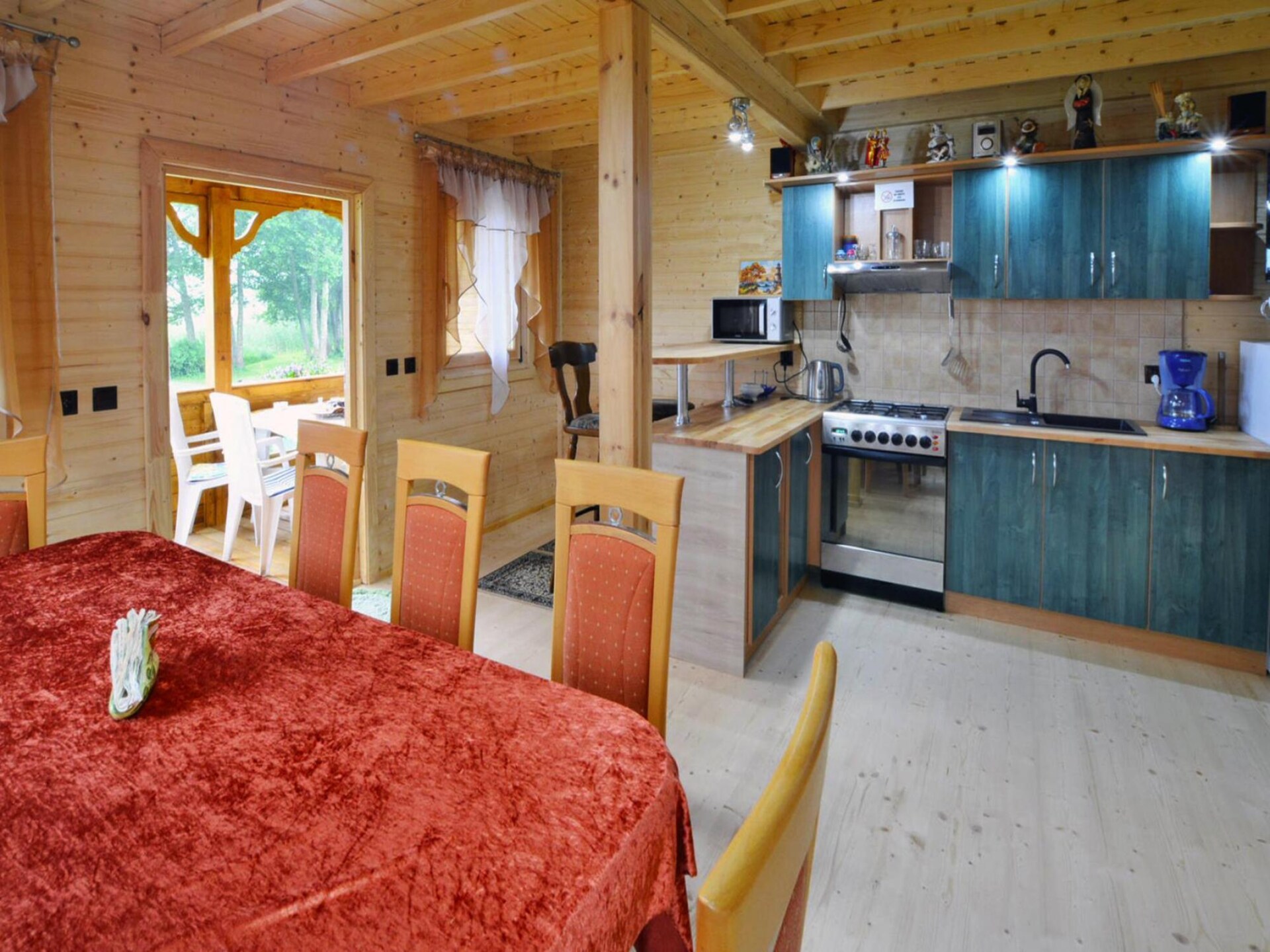Houten vakantiehuis aan het Ostrowieckiemeer met privéstrand - foto 4