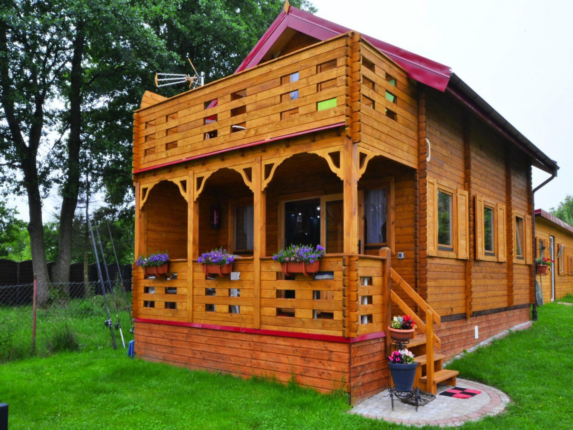 Houten vakantiehuis aan het Ostrowieckiemeer met privéstrand - foto 35