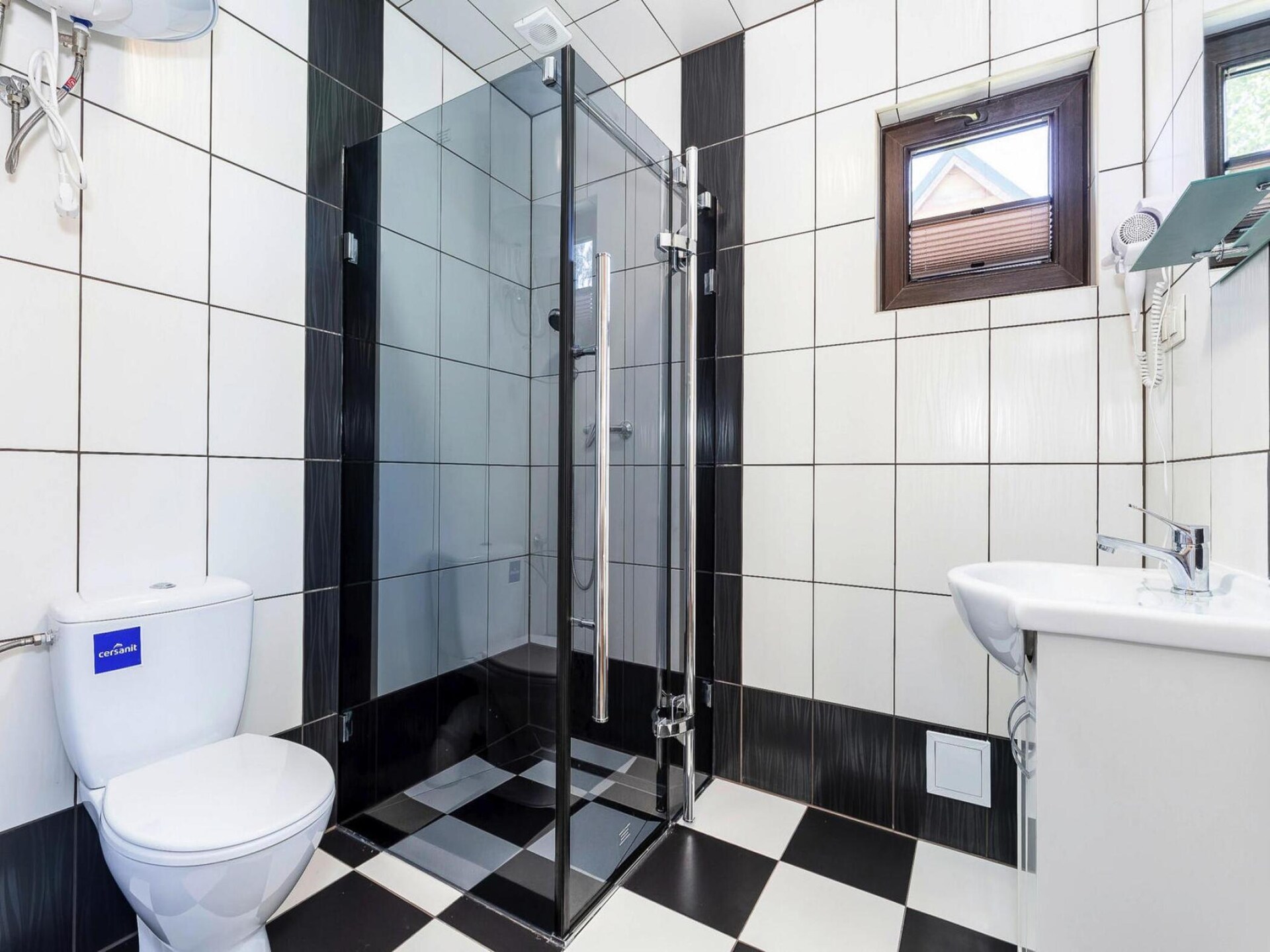 Op 350 m van zee: Gezellig vakantiehuis in Pobierowo - foto 15