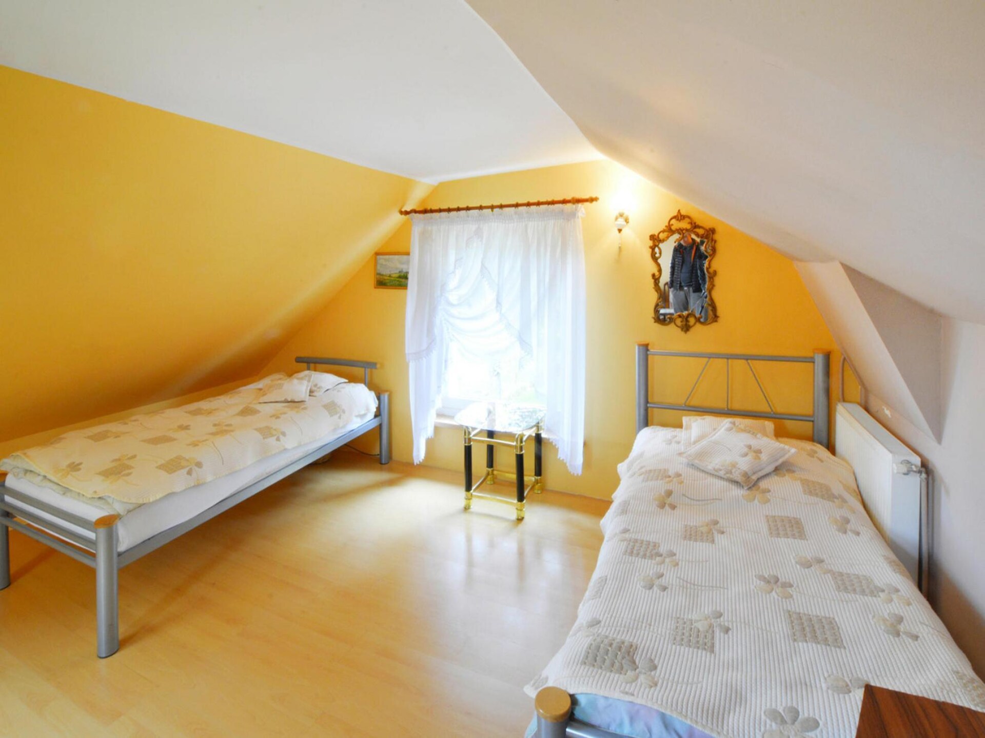 Comfortabel vakantiehuis voor 8 personen direct aan het Sporemeer met tuin - foto 10