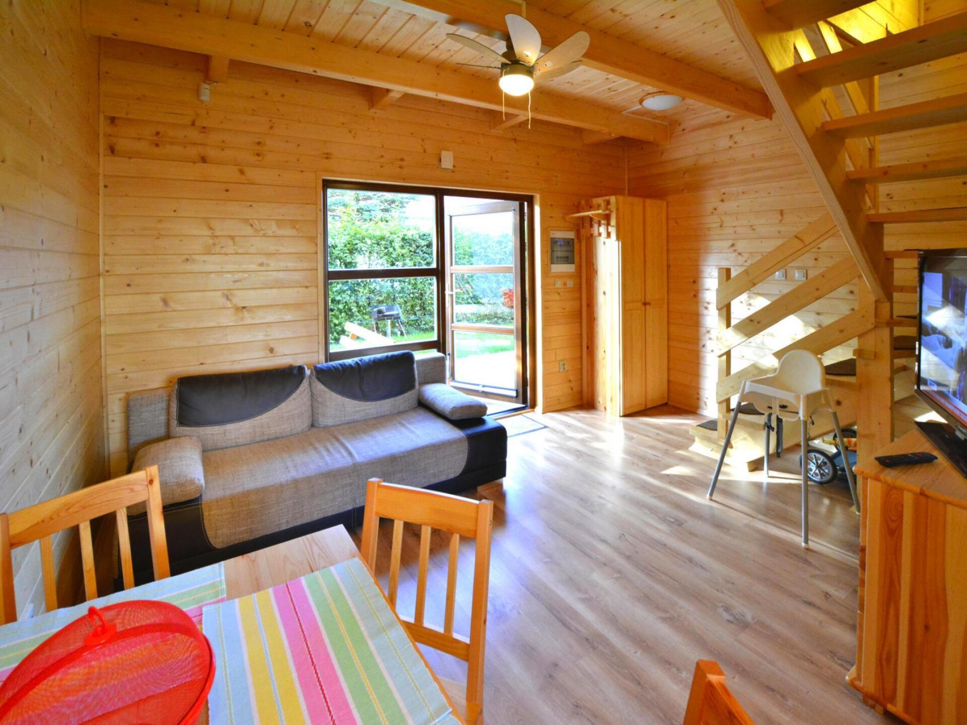 Houten vakantiehuis nabij strand en bos in Grzybowo - foto 5
