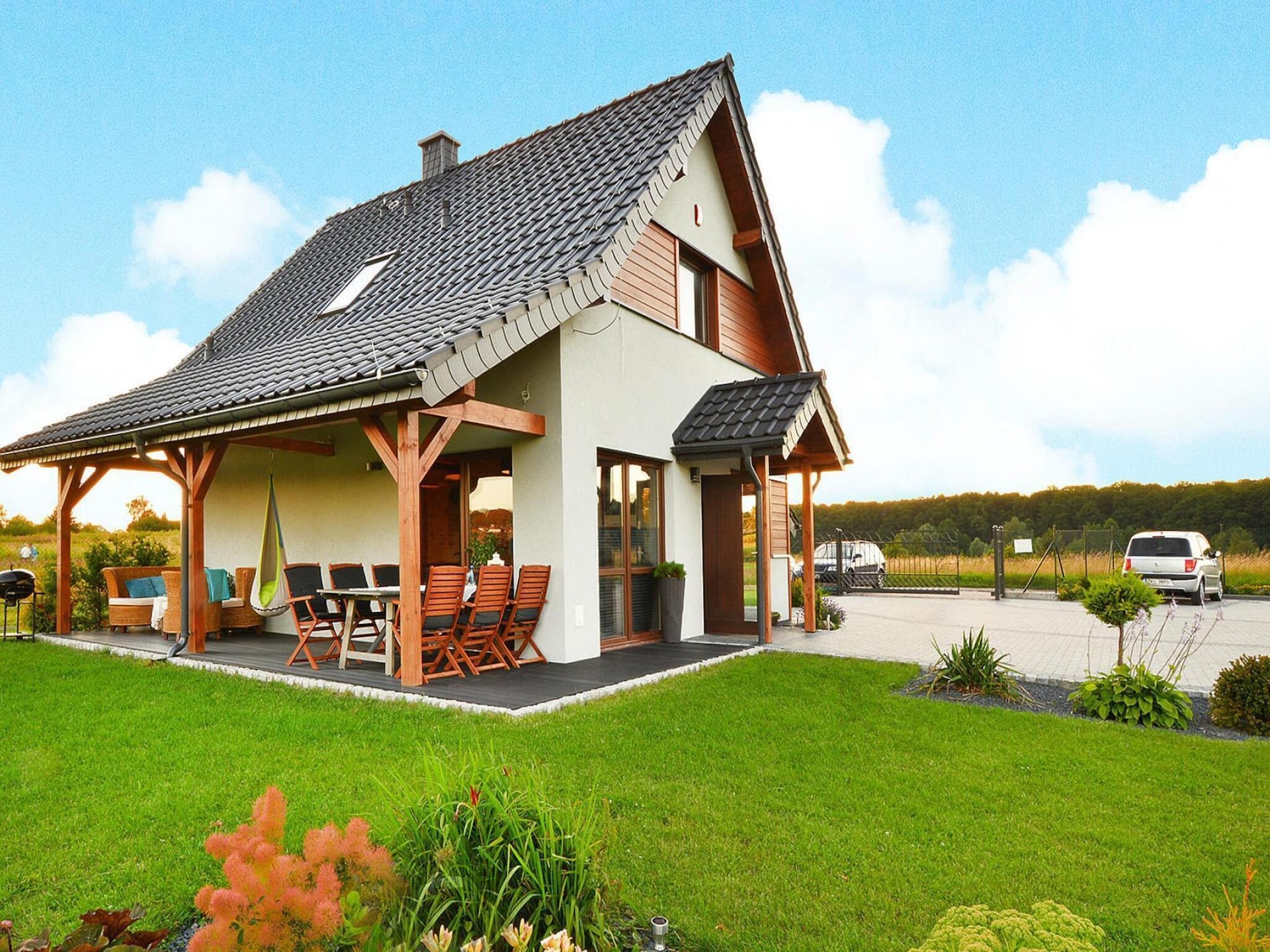 Op 850 m van zee: Comfortabel vakantiehuis met wellness in Mielenko - foto 21