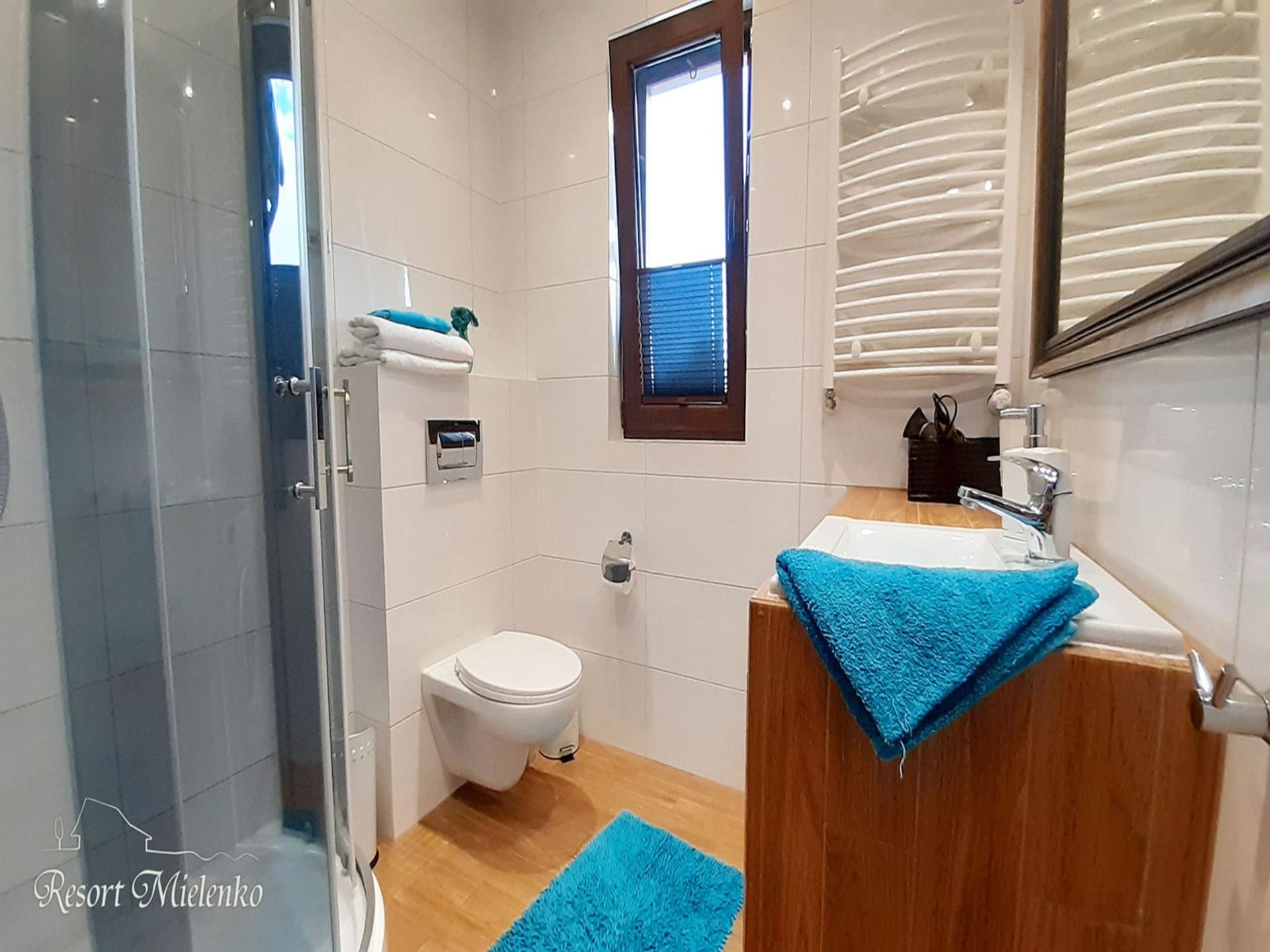 Op 850 m van zee: Comfortabel vakantiehuis met wellness in Mielenko - foto 15