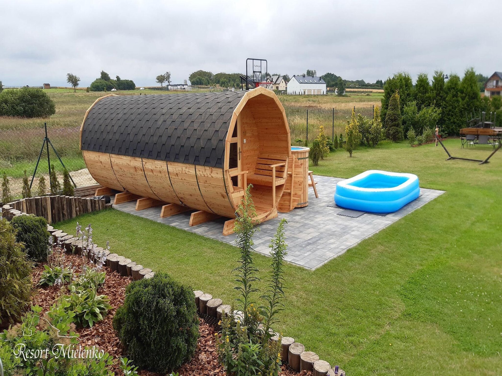 Op 850 m van zee: Comfortabel vakantiehuis met wellness in Mielenko - foto 26
