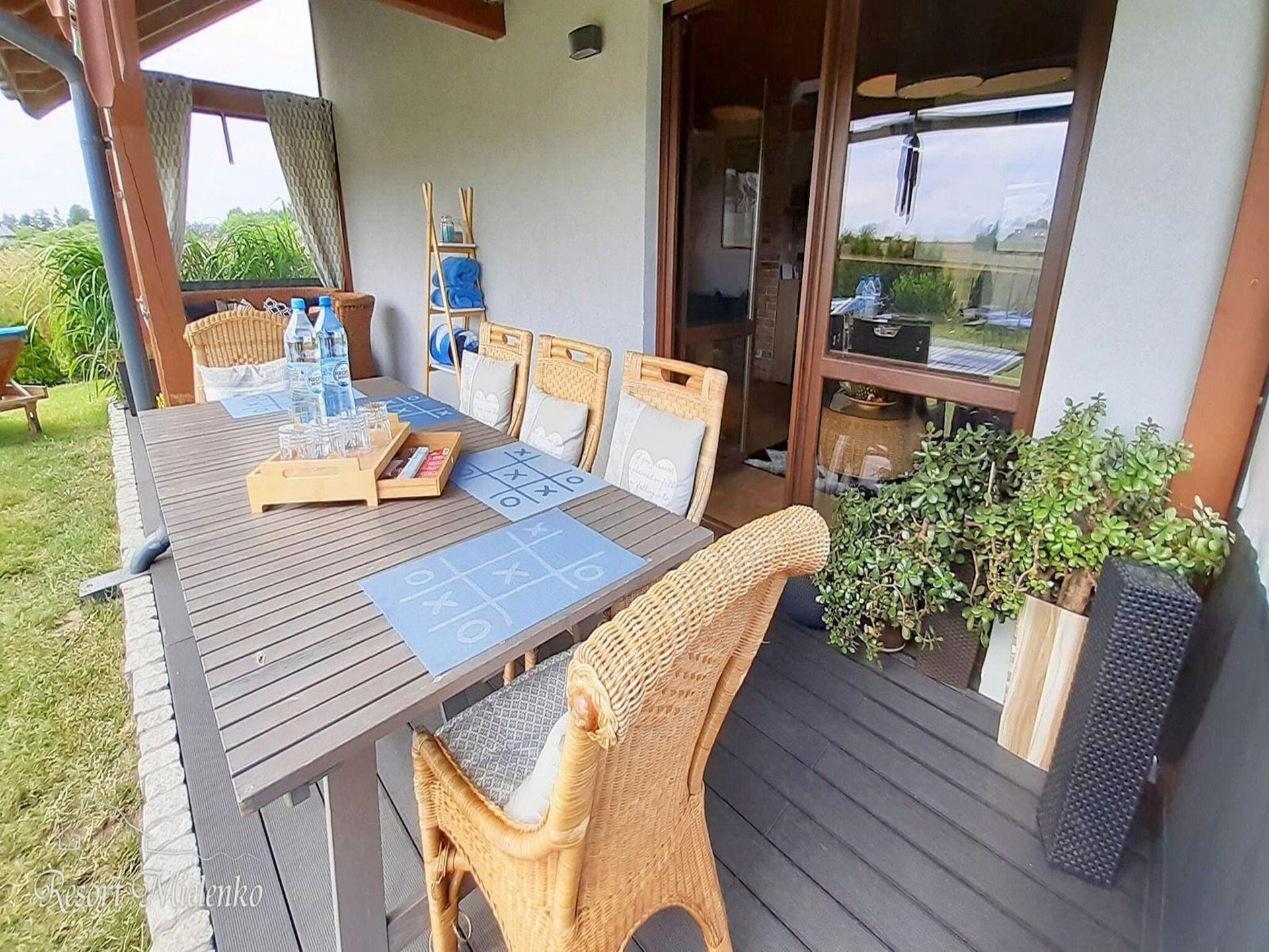 Op 850 m van zee: Comfortabel vakantiehuis met wellness in Mielenko - foto 18