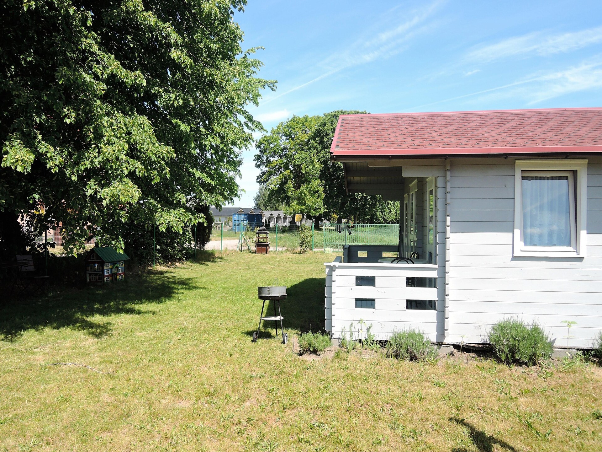 Knusse bungalow voor 4 op omheind perceel, 2 km van strand en meer - foto 7