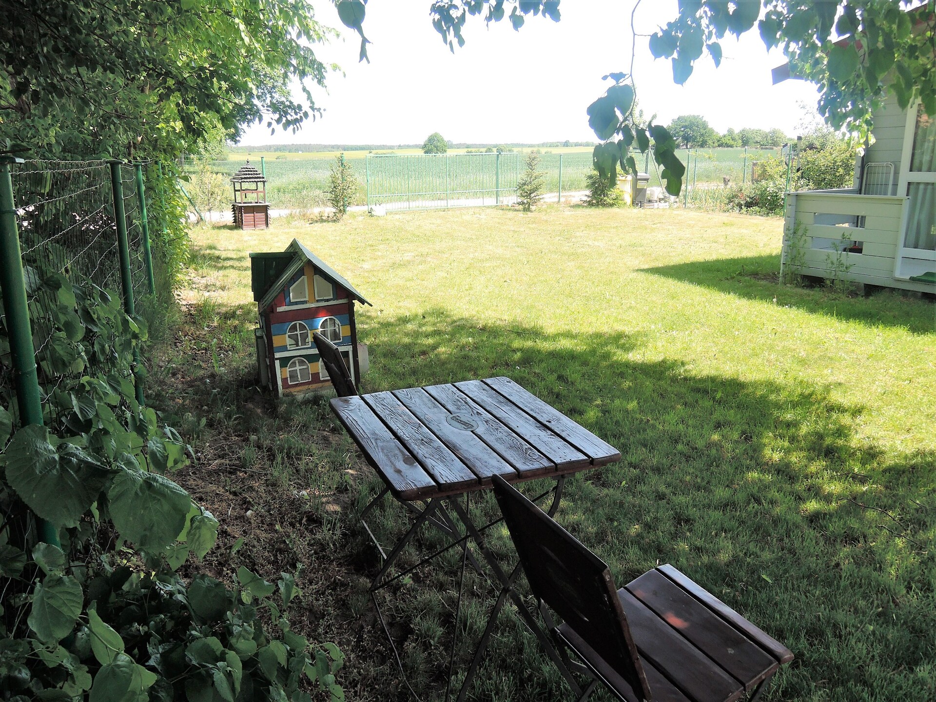 Knusse bungalow voor 4 op omheind perceel, 2 km van strand en meer - foto 8