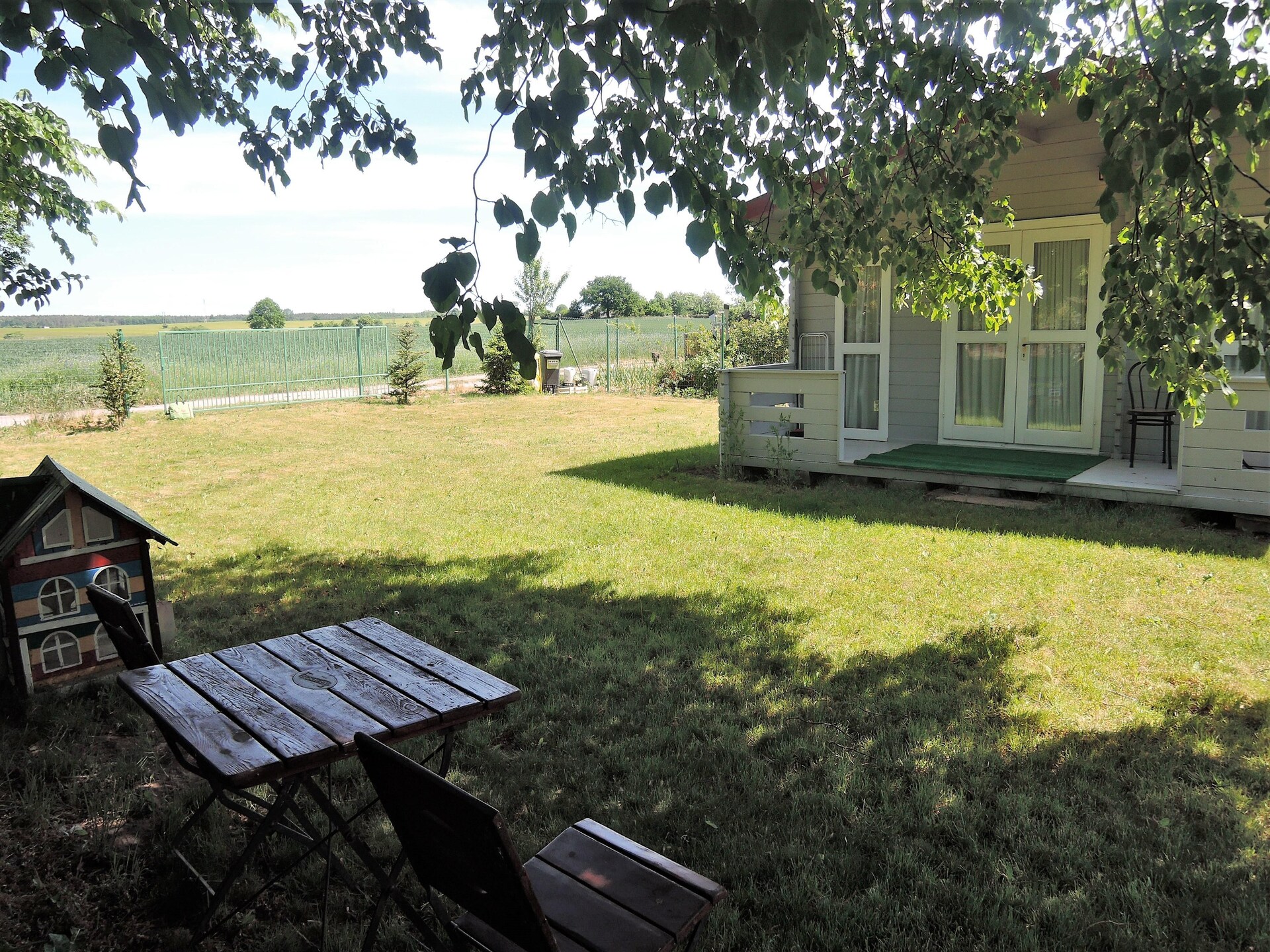 Knusse bungalow voor 4 op omheind perceel, 2 km van strand en meer - foto 6