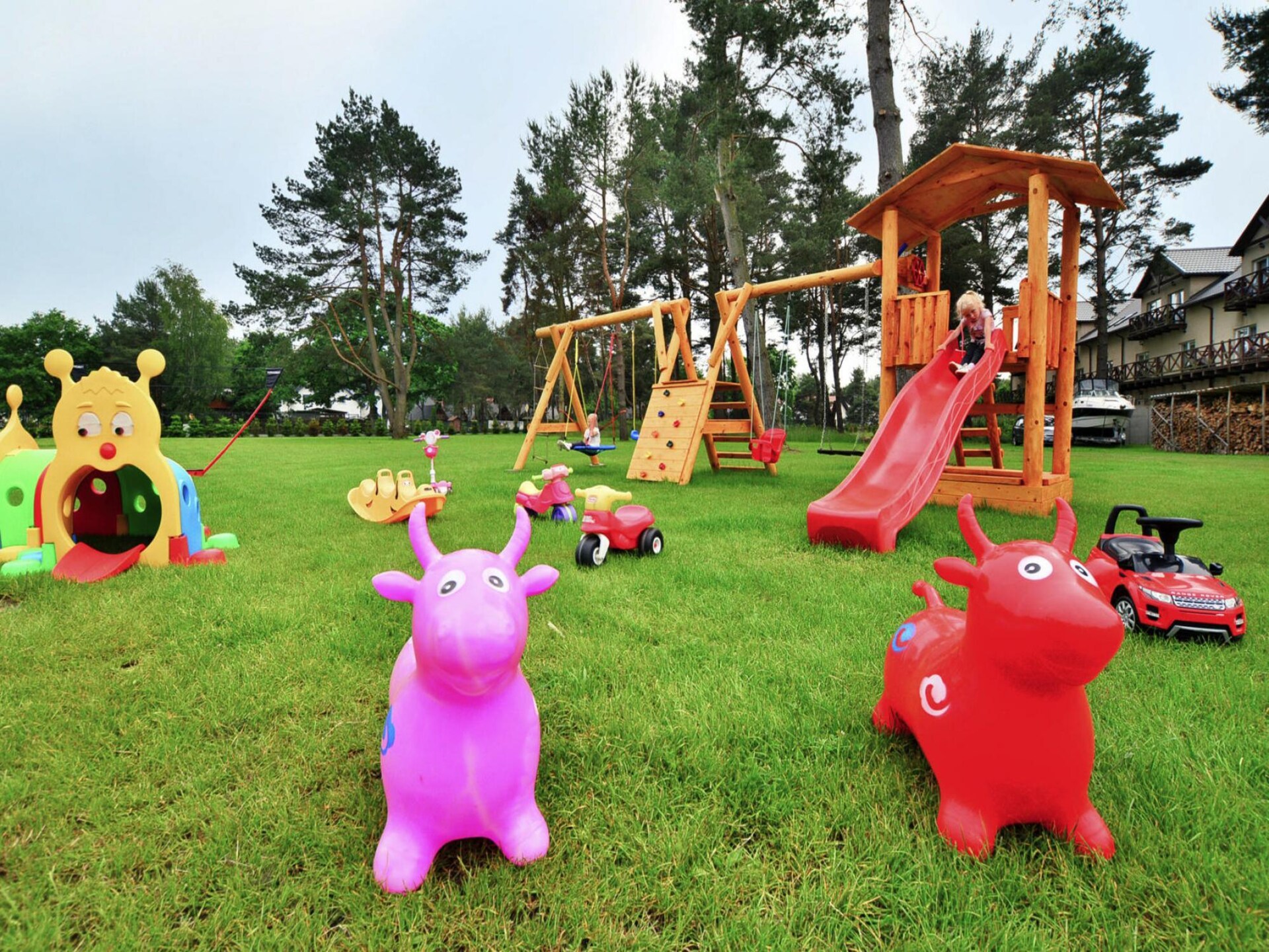 Comfortabel vakantiehuis voor 6 op kindvriendelijk park bij zee in Jarosławiec - foto 21